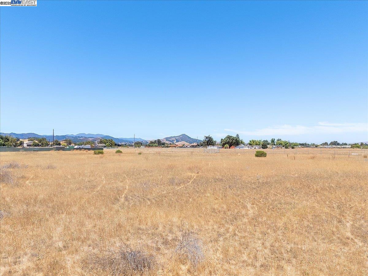 Detail Gallery Image 52 of 55 For 13690 Murphy Ave #E, San Martin,  CA 95046 - – Beds | – Baths