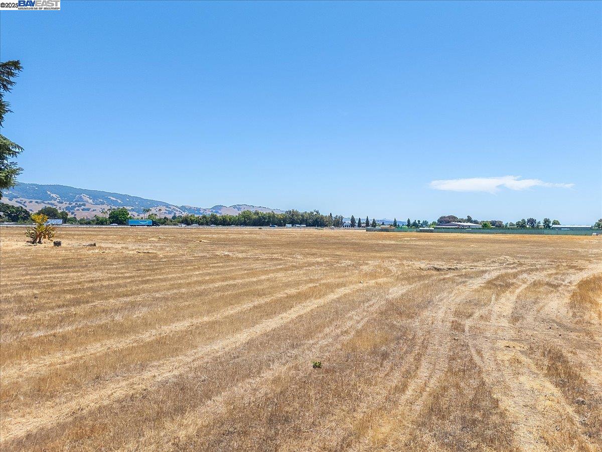 Detail Gallery Image 53 of 55 For 13690 Murphy Ave #E, San Martin,  CA 95046 - – Beds | – Baths