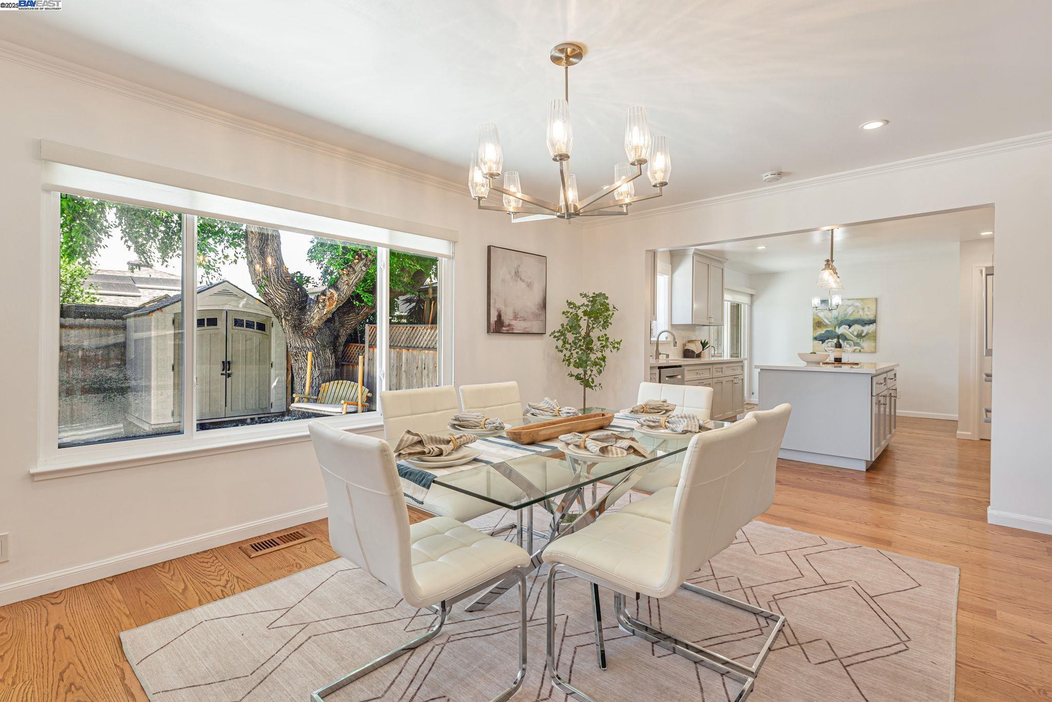 Detail Gallery Image 19 of 47 For 328 Midvale Ave, San Mateo,  CA 94403 - 5 Beds | 4 Baths