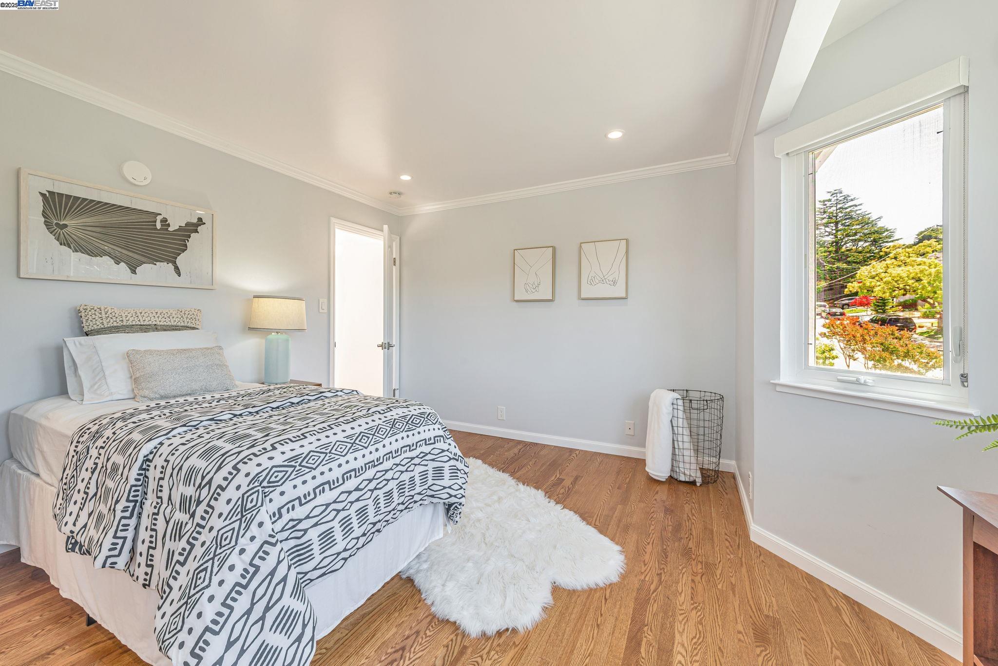 Detail Gallery Image 32 of 47 For 328 Midvale Ave, San Mateo,  CA 94403 - 5 Beds | 4 Baths