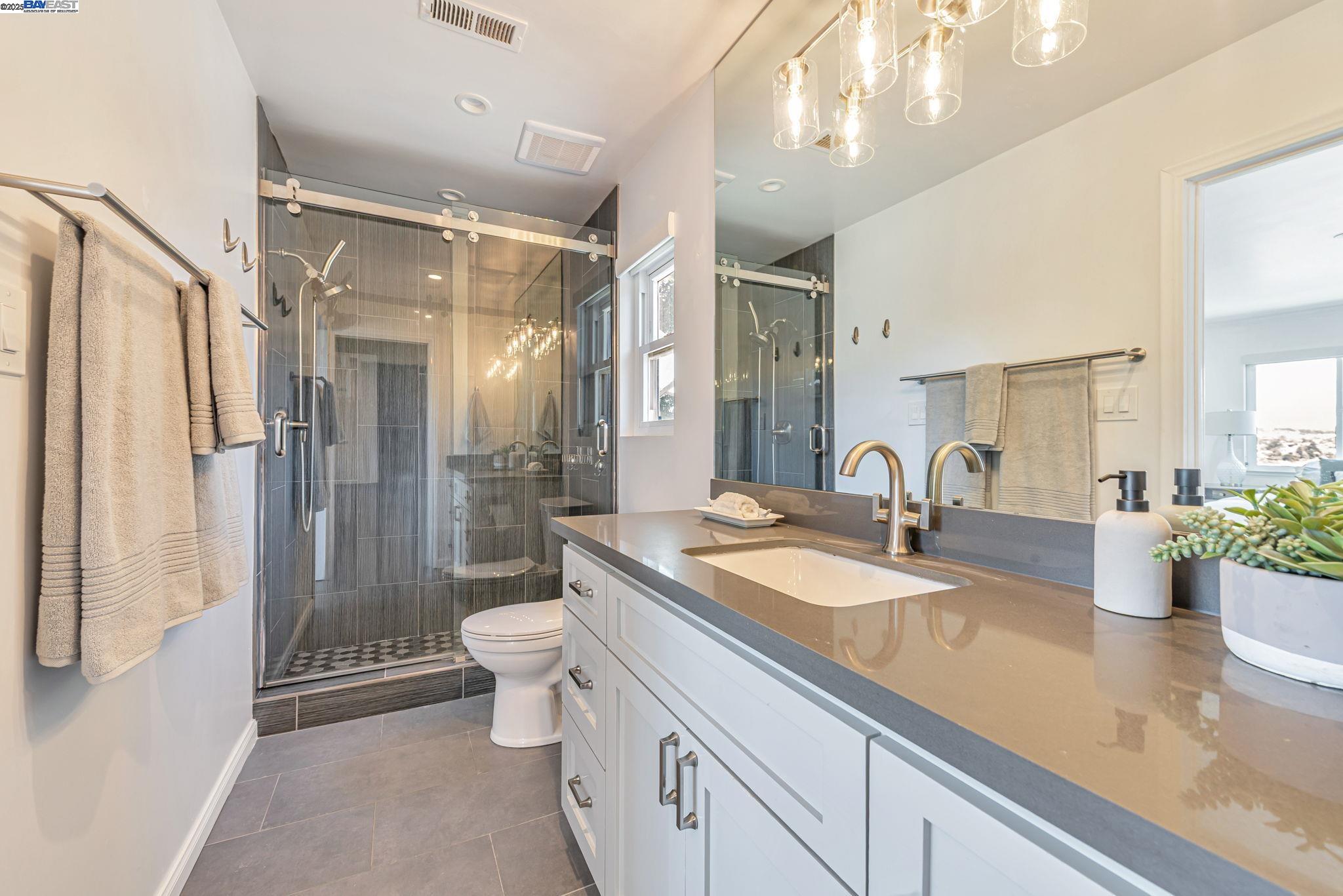 Detail Gallery Image 39 of 47 For 328 Midvale Ave, San Mateo,  CA 94403 - 5 Beds | 4 Baths