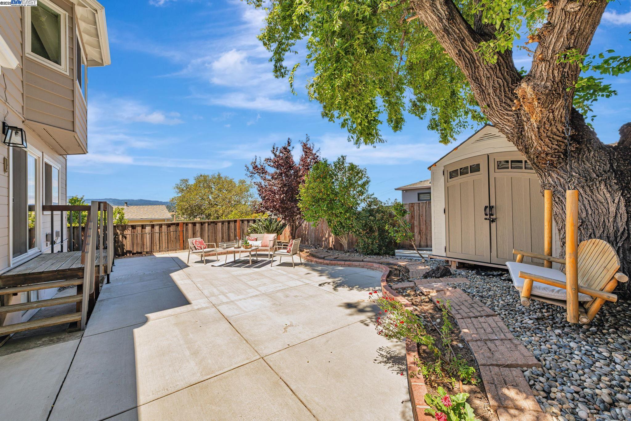 Detail Gallery Image 44 of 47 For 328 Midvale Ave, San Mateo,  CA 94403 - 5 Beds | 4 Baths