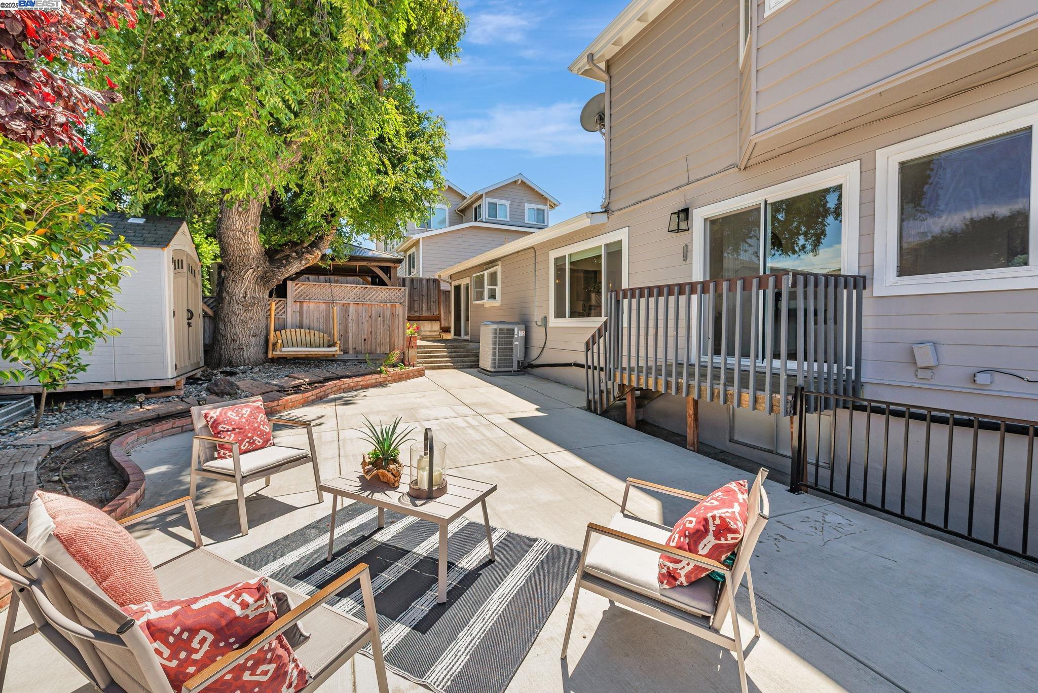 Detail Gallery Image 46 of 47 For 328 Midvale Ave, San Mateo,  CA 94403 - 5 Beds | 4 Baths