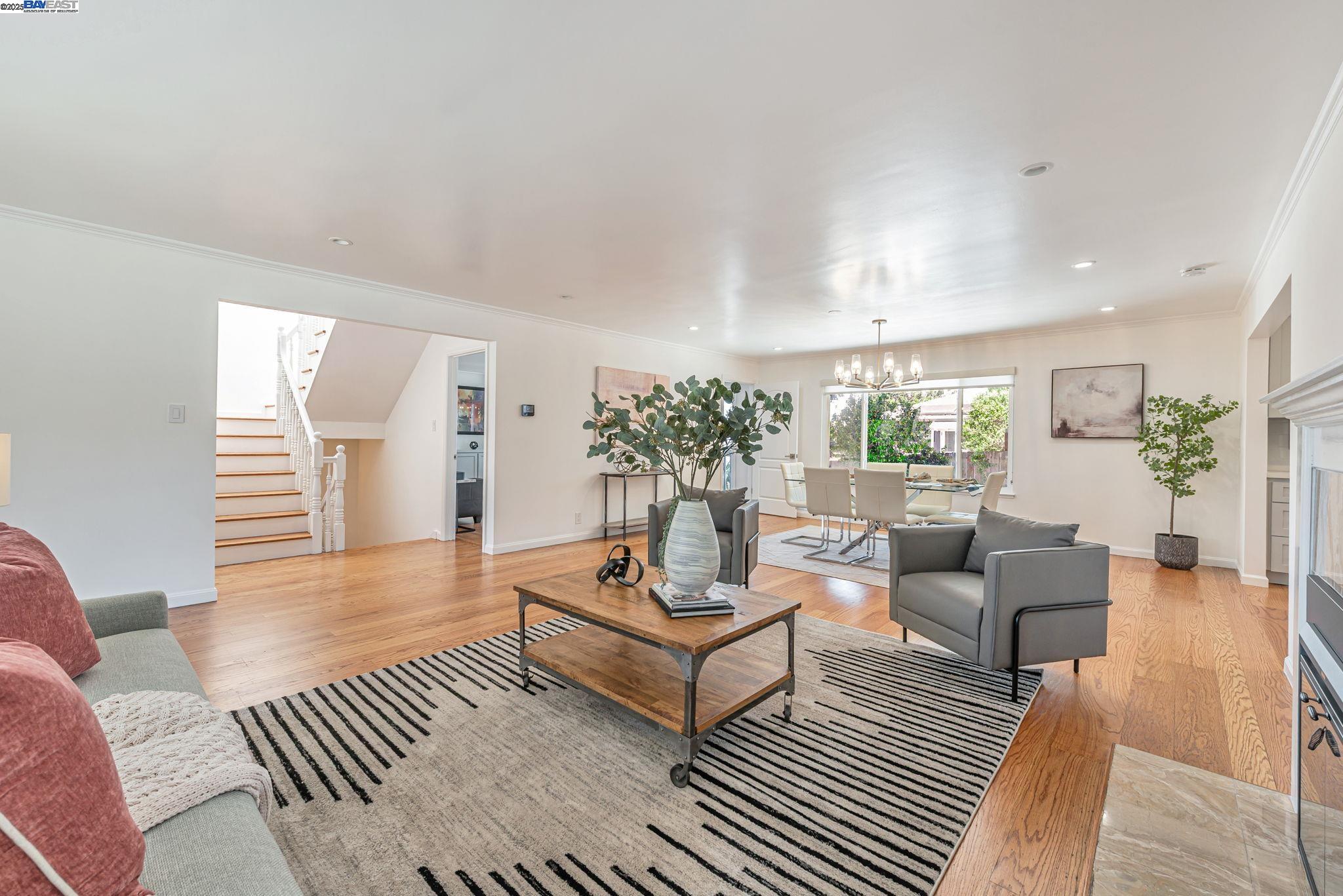 Detail Gallery Image 7 of 47 For 328 Midvale Ave, San Mateo,  CA 94403 - 5 Beds | 4 Baths