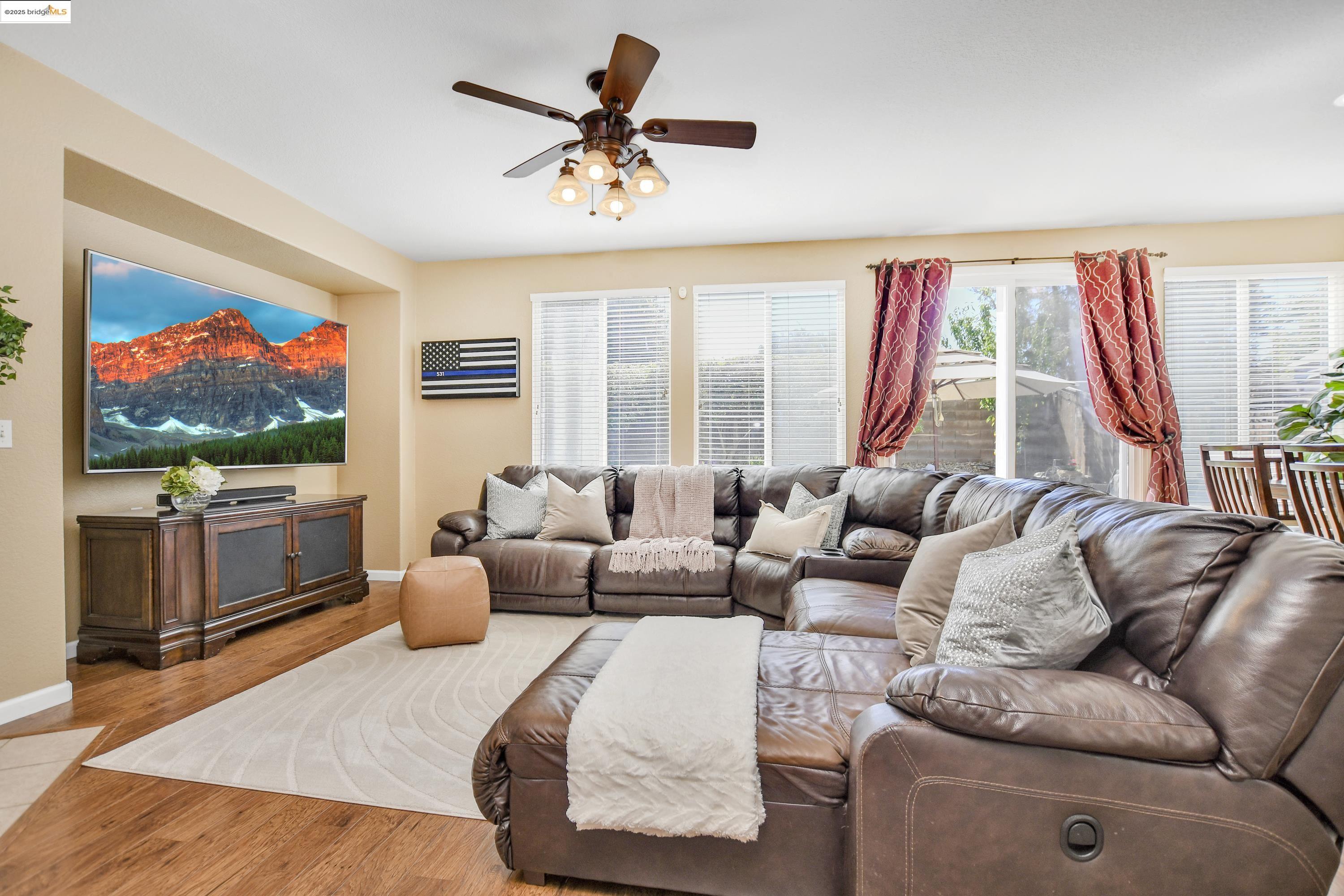 Detail Gallery Image 11 of 34 For 274 Cumberland Way, Discovery Bay,  CA 94505 - 4 Beds | 2/1 Baths