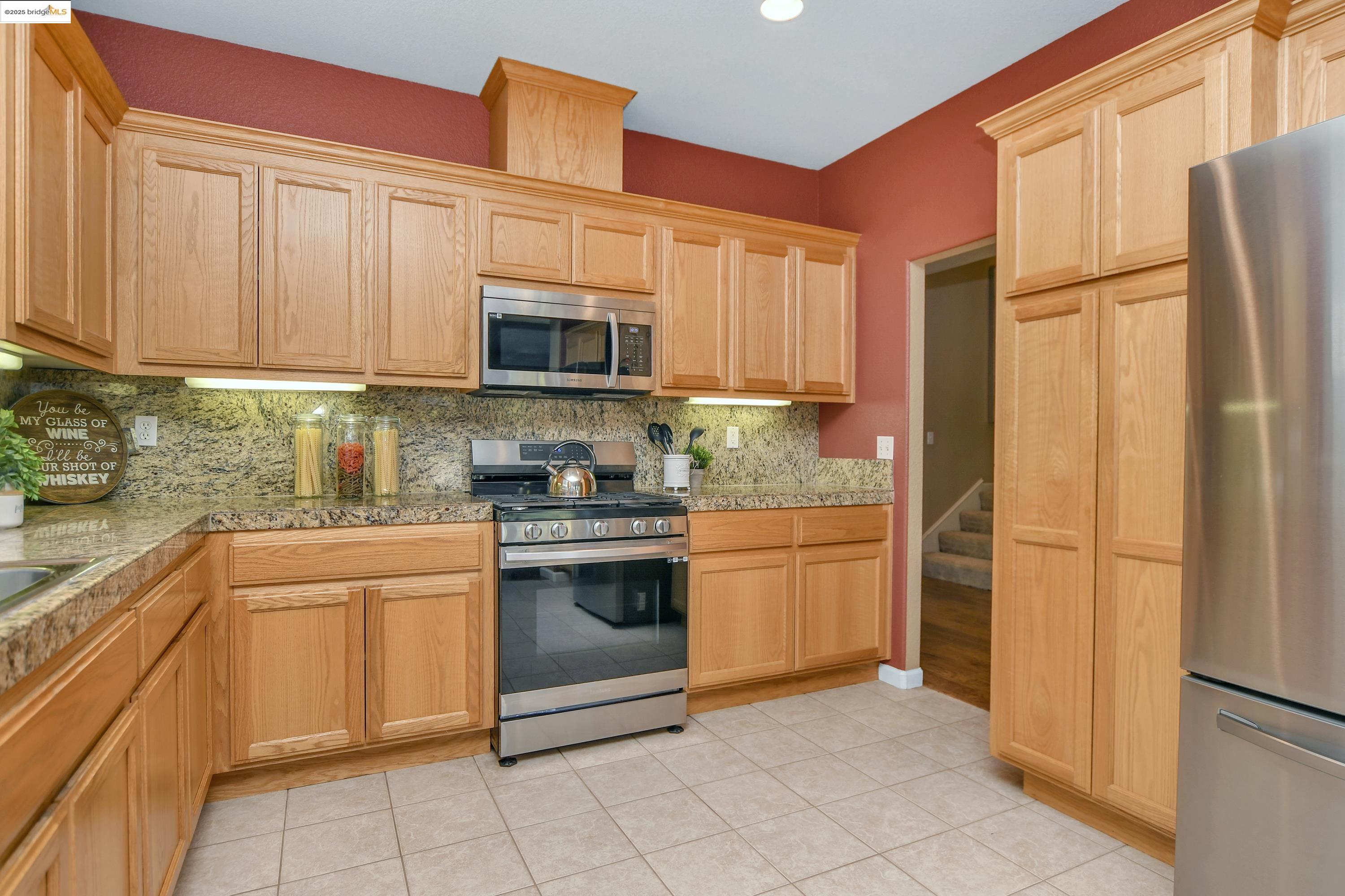 Detail Gallery Image 8 of 34 For 274 Cumberland Way, Discovery Bay,  CA 94505 - 4 Beds | 2/1 Baths