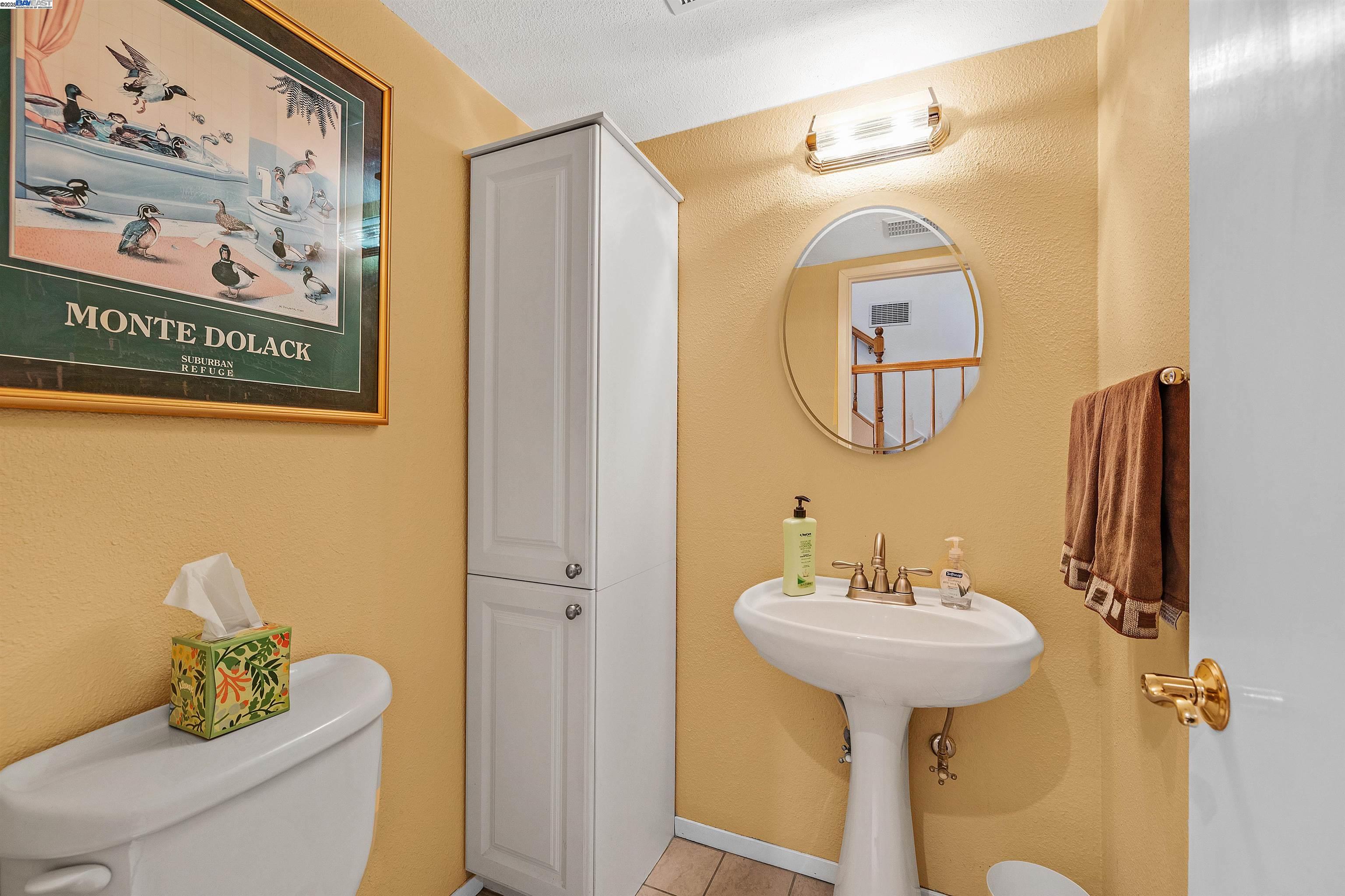 Detail Gallery Image 21 of 60 For 3291 Trafalgar Road, Fremont,  CA 94555 - 3 Beds | 2/1 Baths