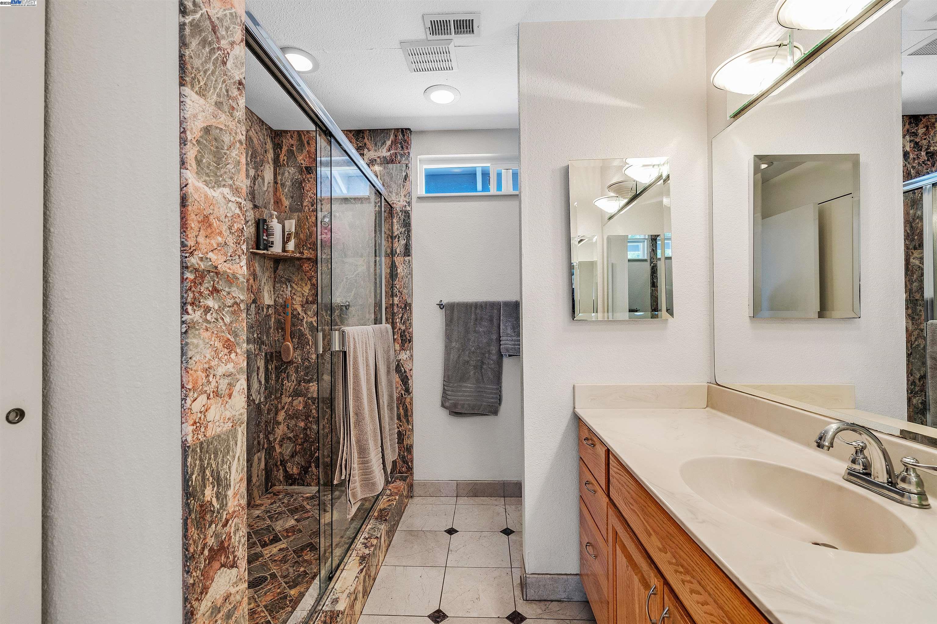 Detail Gallery Image 29 of 60 For 3291 Trafalgar Road, Fremont,  CA 94555 - 3 Beds | 2/1 Baths