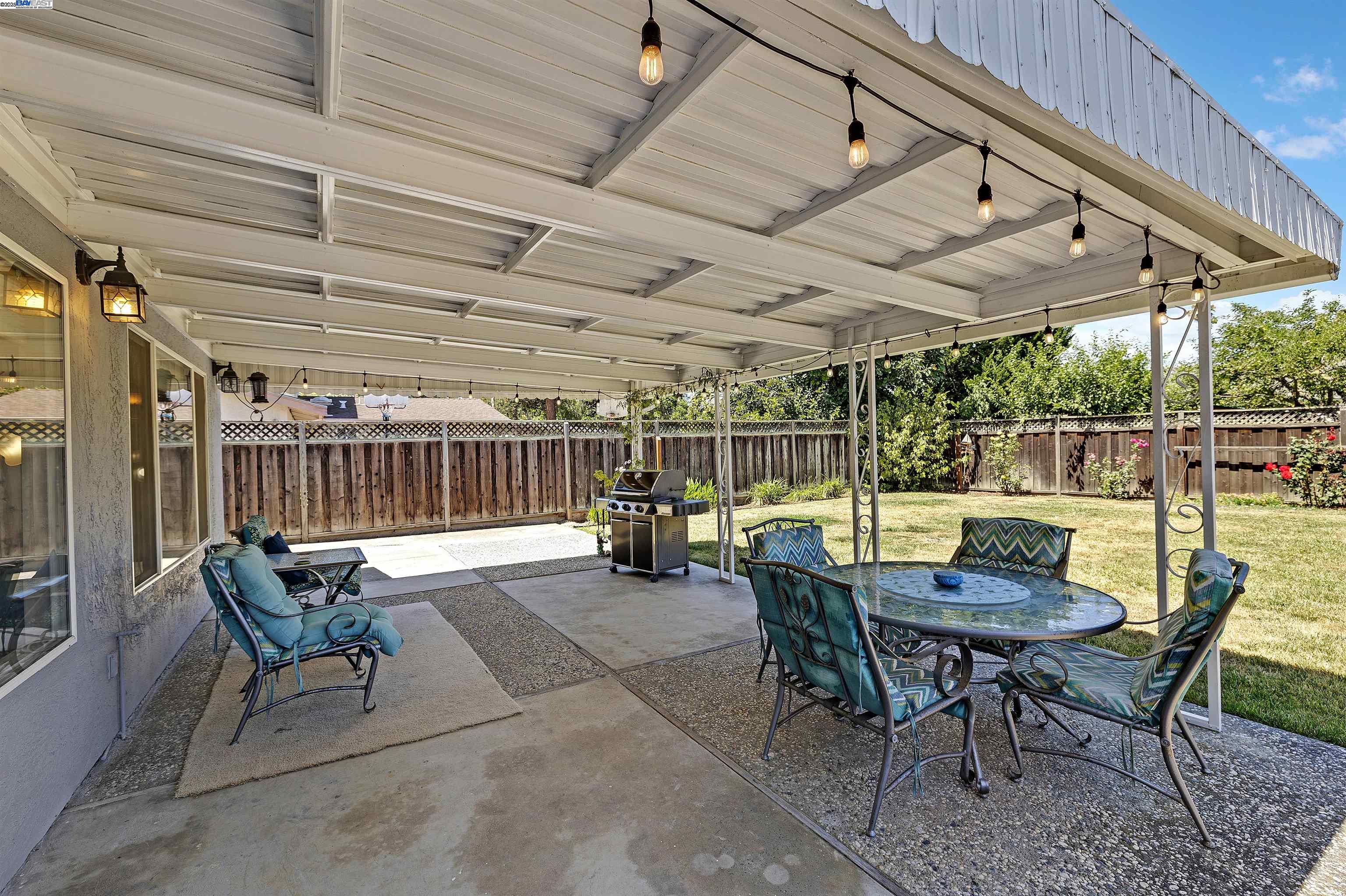 Detail Gallery Image 39 of 60 For 3291 Trafalgar Road, Fremont,  CA 94555 - 3 Beds | 2/1 Baths