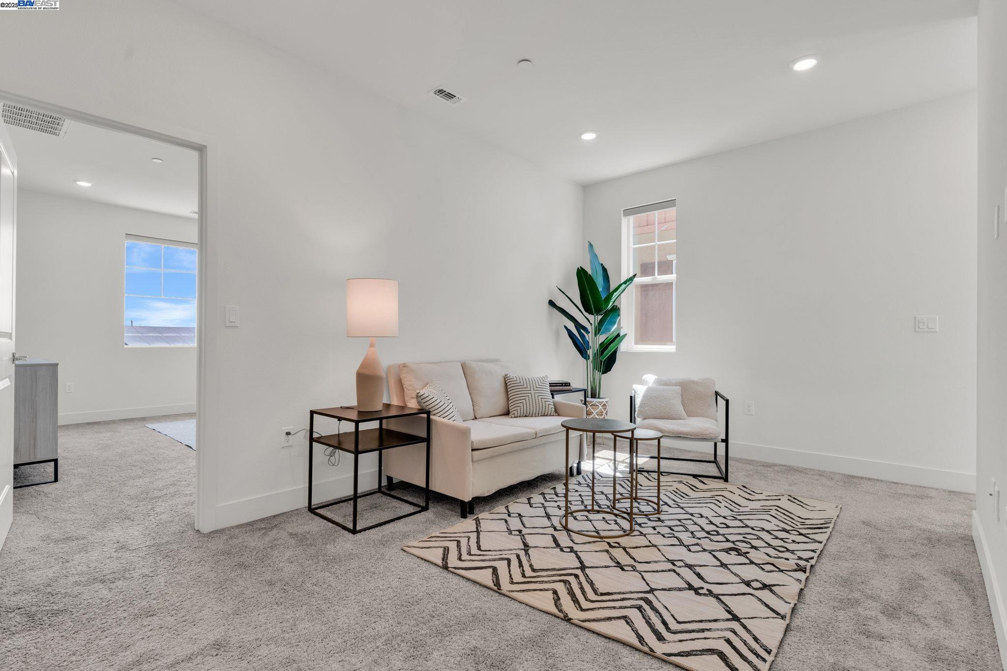 Detail Gallery Image 21 of 35 For 5946 Markham Dr, Tracy,  CA 95377 - 4 Beds | 3 Baths