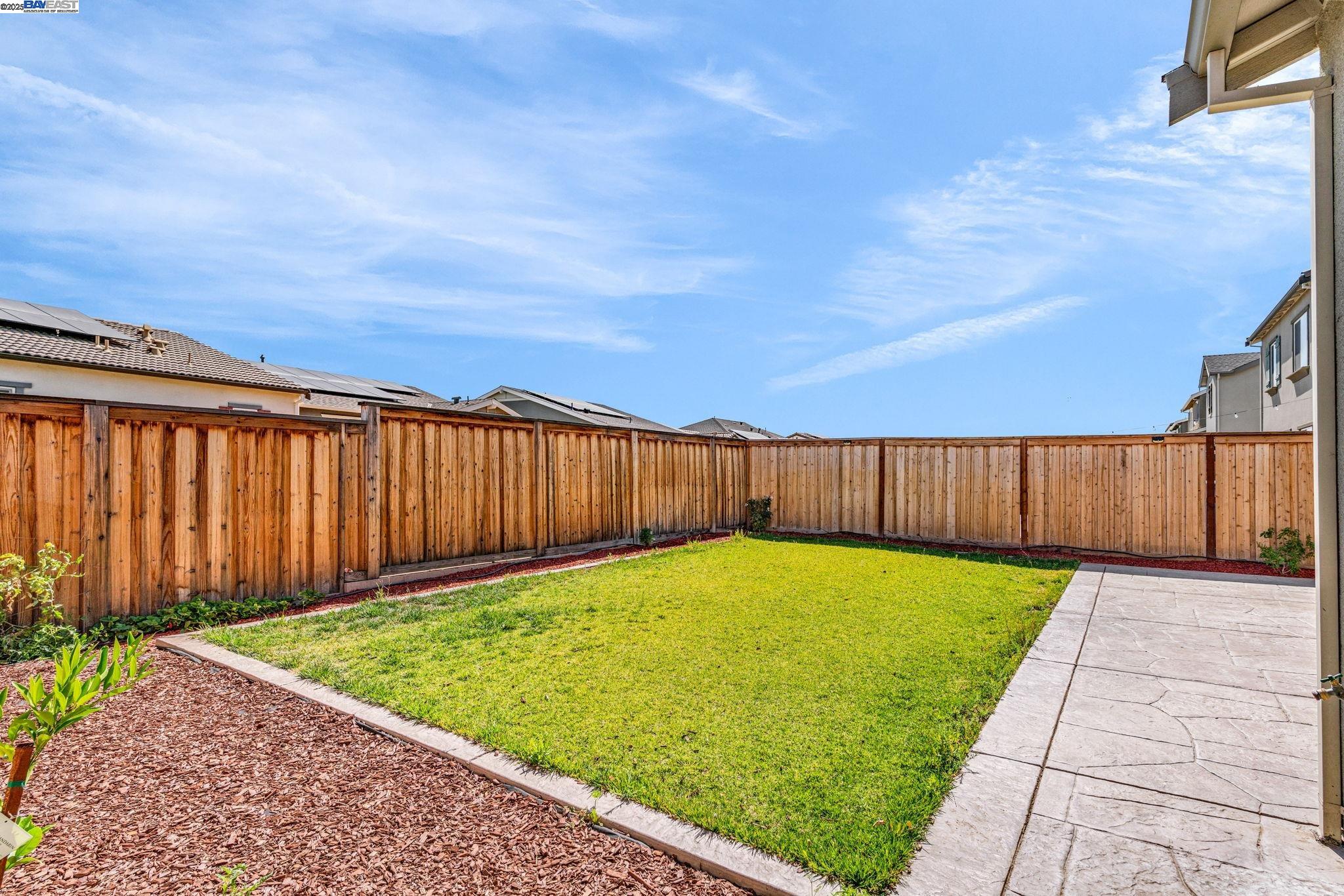 Detail Gallery Image 26 of 35 For 5946 Markham Dr, Tracy,  CA 95377 - 4 Beds | 3 Baths