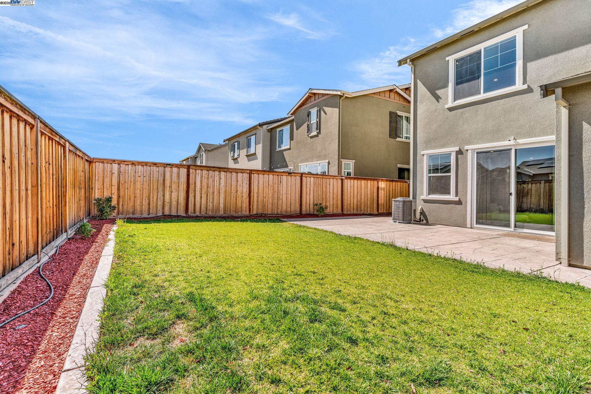 Detail Gallery Image 29 of 35 For 5946 Markham Dr, Tracy,  CA 95377 - 4 Beds | 3 Baths