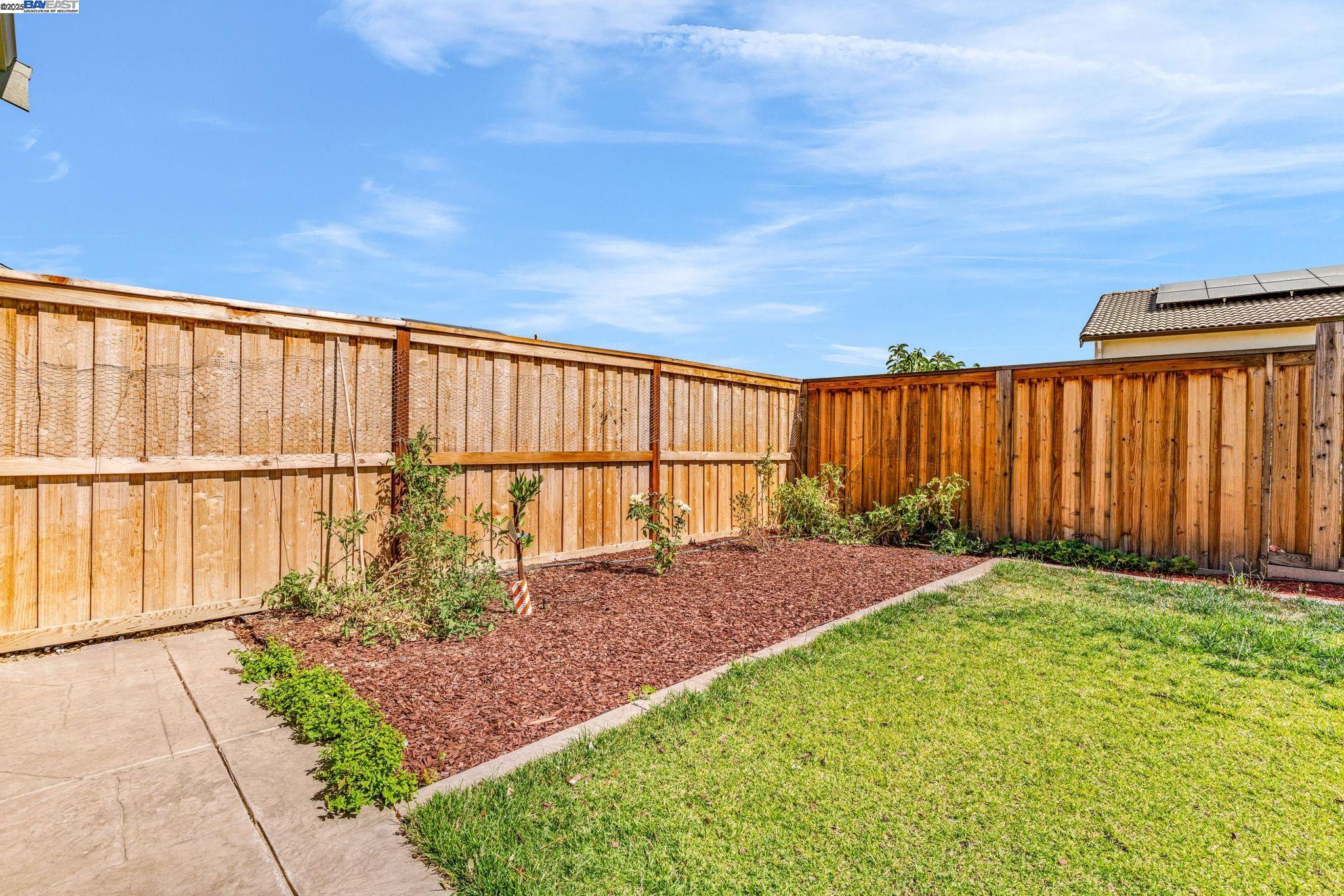 Detail Gallery Image 30 of 35 For 5946 Markham Dr, Tracy,  CA 95377 - 4 Beds | 3 Baths