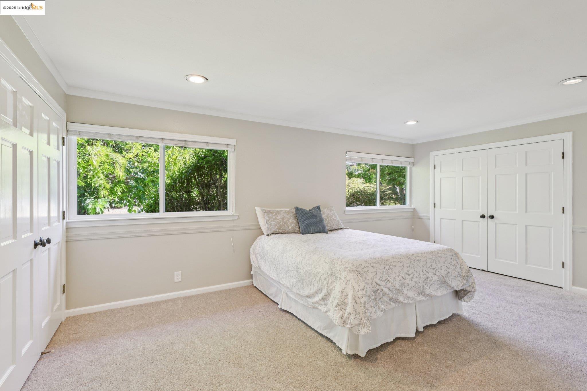 Detail Gallery Image 30 of 44 For 415 Blue Ridge Dr, Martinez,  CA 94553 - 3 Beds | 3 Baths