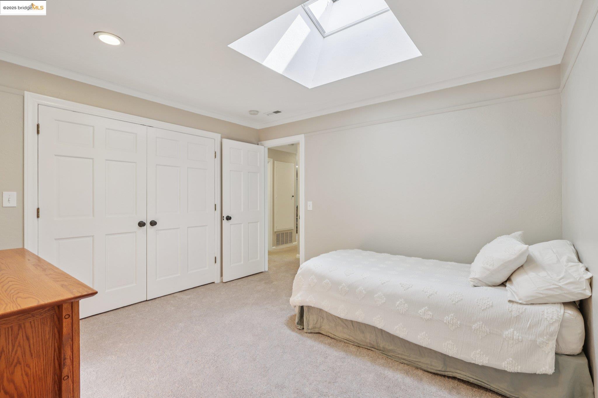 Detail Gallery Image 35 of 44 For 415 Blue Ridge Dr, Martinez,  CA 94553 - 3 Beds | 3 Baths