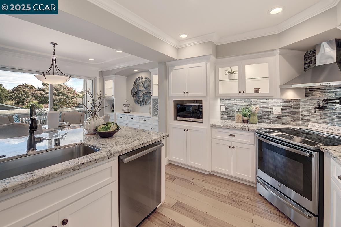 Photo #2: 41106404 Listing 