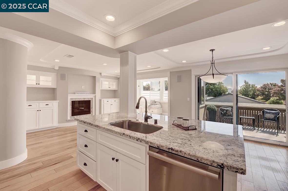 Photo #5: 41106404 Listing 