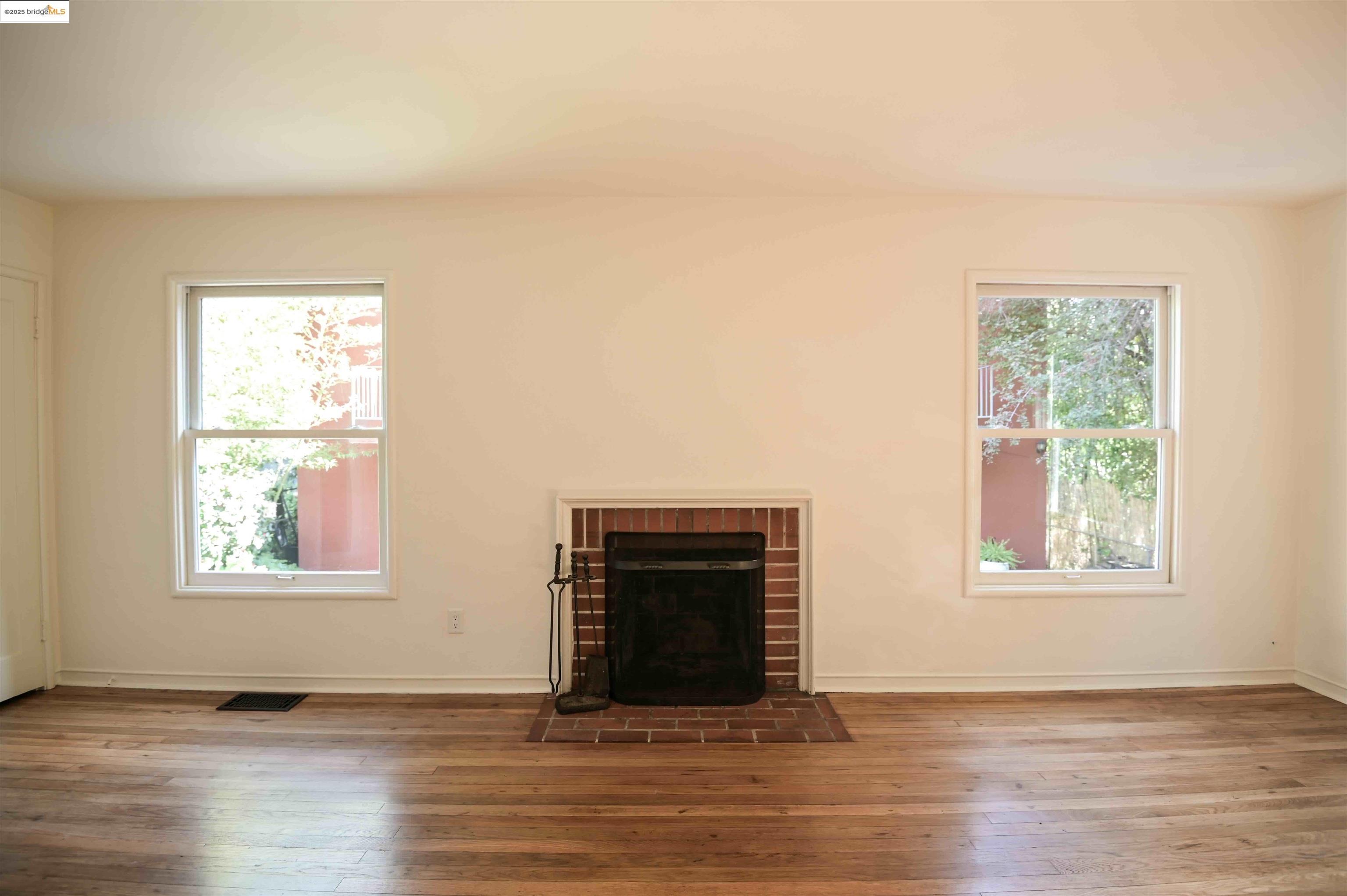 Photo #7: 41106413 Listing: Photo #7
