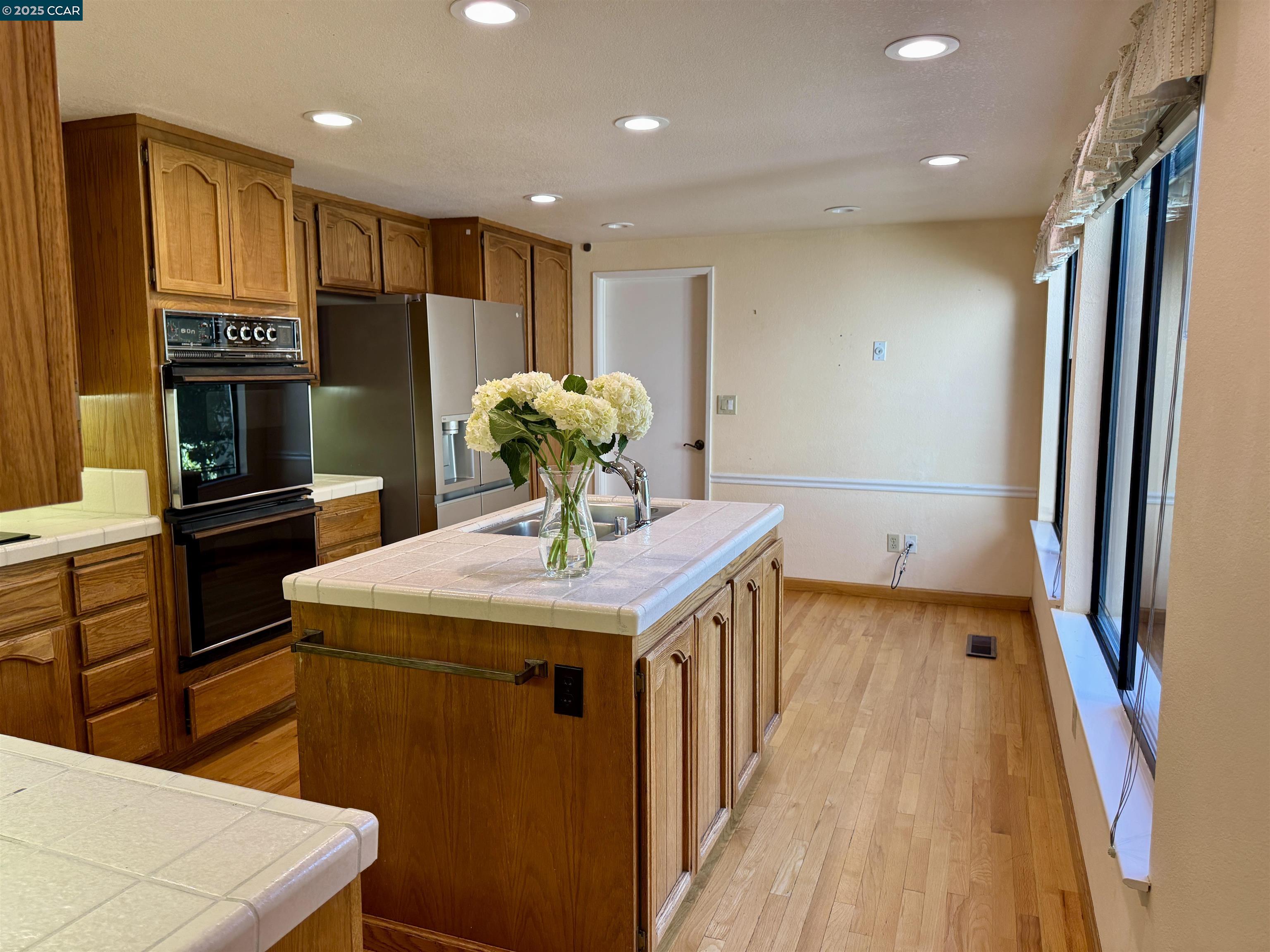 Photo #13: 41106418 Listing: Photo #13