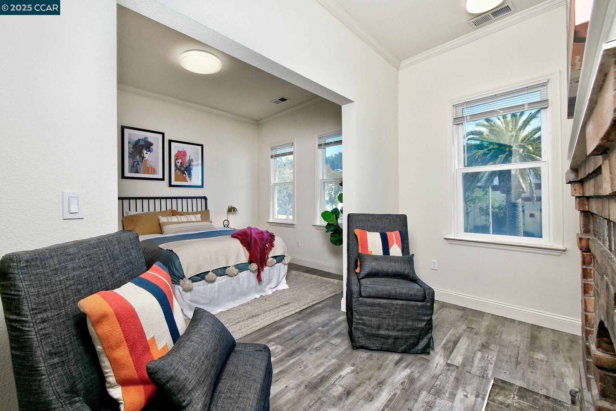 Detail Gallery Image 2 of 7 For , Daly City,  CA 94014 - – Beds | – Baths