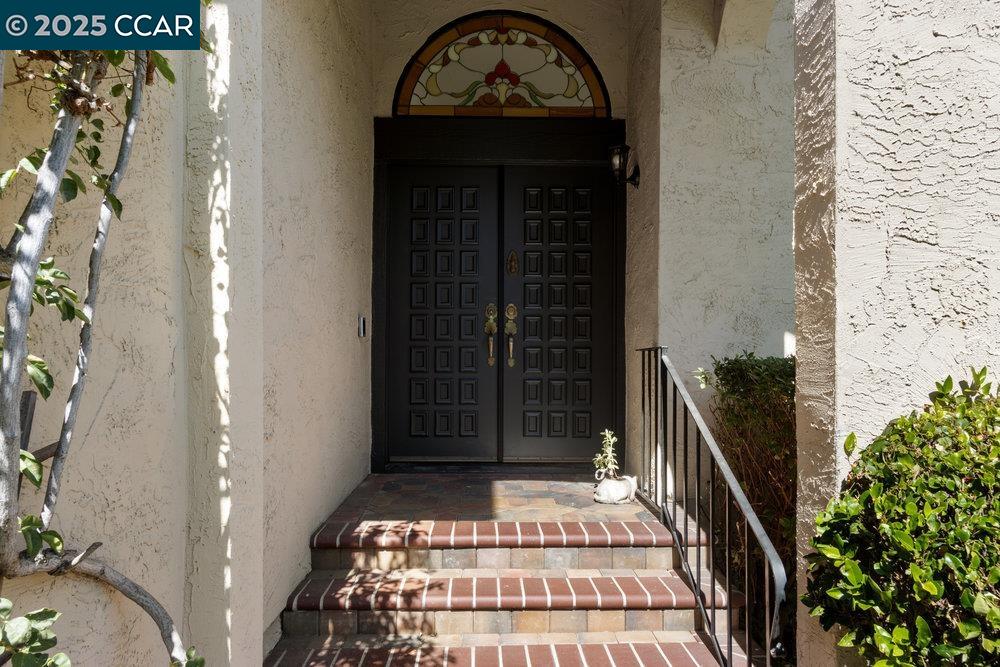 Detail Gallery Image 3 of 41 For 5025 Murchio Dr, Concord,  CA 94521 - 4 Beds | 3 Baths