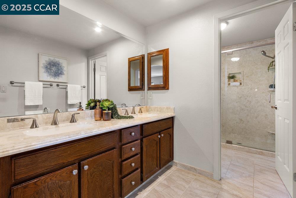 Detail Gallery Image 26 of 41 For 5025 Murchio Dr, Concord,  CA 94521 - 4 Beds | 3 Baths