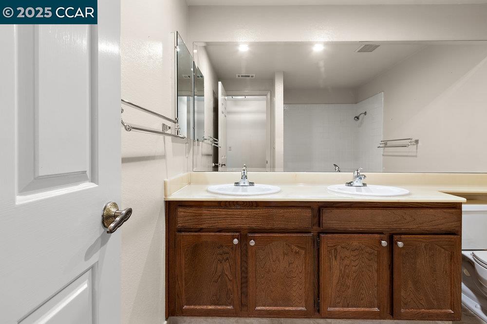 Detail Gallery Image 29 of 41 For 5025 Murchio Dr, Concord,  CA 94521 - 4 Beds | 3 Baths