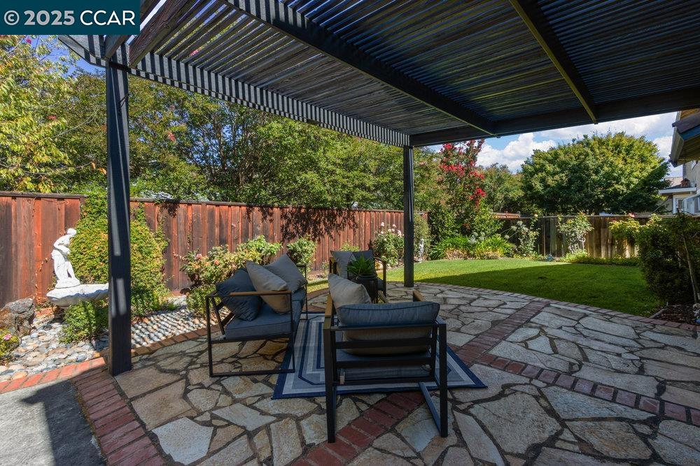 Detail Gallery Image 37 of 41 For 5025 Murchio Dr, Concord,  CA 94521 - 4 Beds | 3 Baths