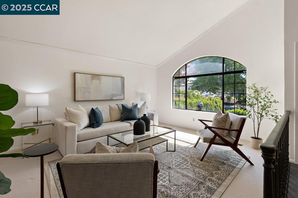 Detail Gallery Image 5 of 41 For 5025 Murchio Dr, Concord,  CA 94521 - 4 Beds | 3 Baths