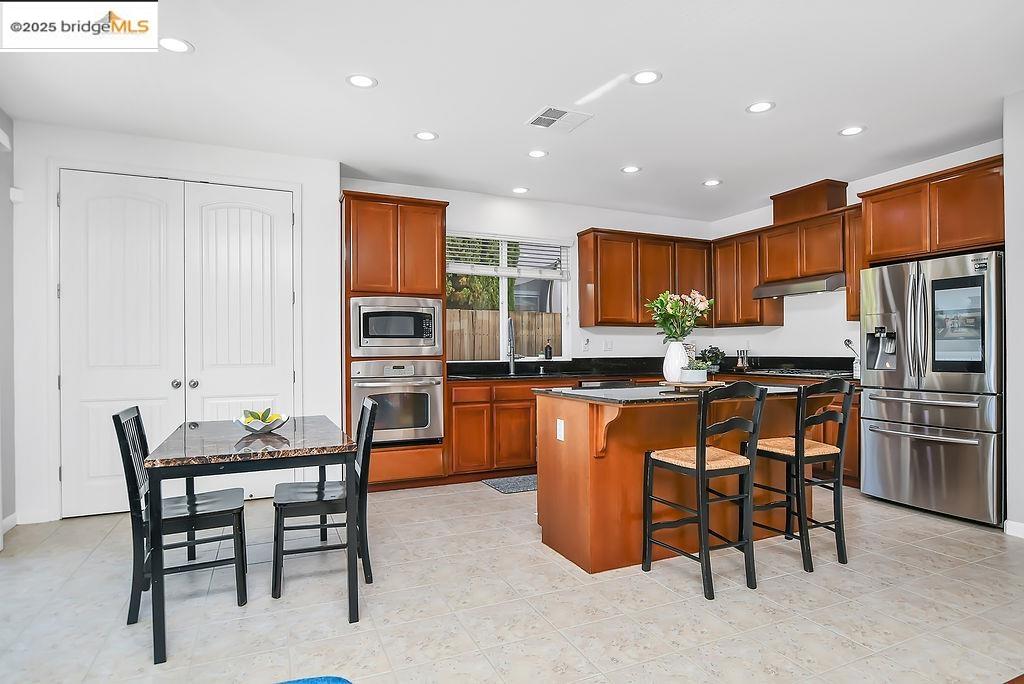 2107 Chicory Dr, Oakley, California 94561, 4 Bedrooms Bedrooms, 9 Rooms Rooms,2 BathroomsBathrooms,Residential,For Sale,2107 Chicory Dr,41106423