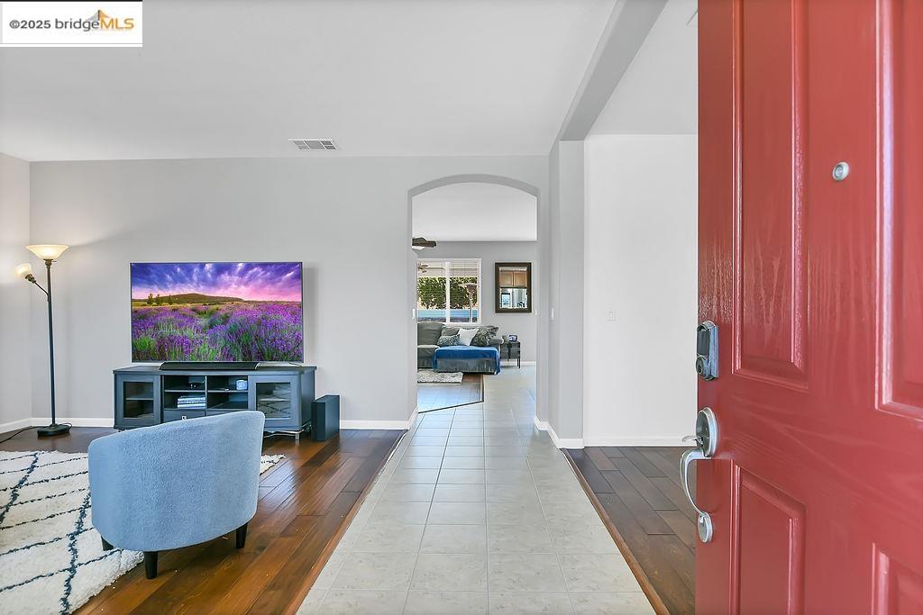 2107 Chicory Dr, Oakley, California 94561, 4 Bedrooms Bedrooms, 9 Rooms Rooms,2 BathroomsBathrooms,Residential,For Sale,2107 Chicory Dr,41106423