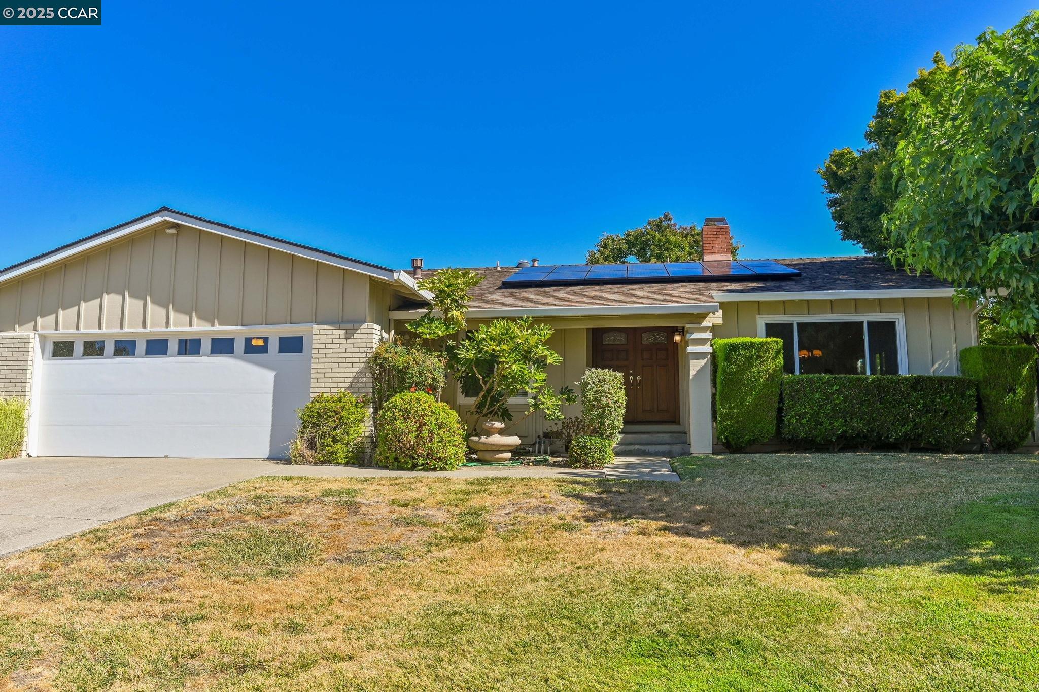 94 Saint Beatrice Ct, Danville, California 94526, 3 Bedrooms Bedrooms, 9 Rooms Rooms,2 BathroomsBathrooms,Residential Lease,For Rent,94 Saint Beatrice Ct,41106424