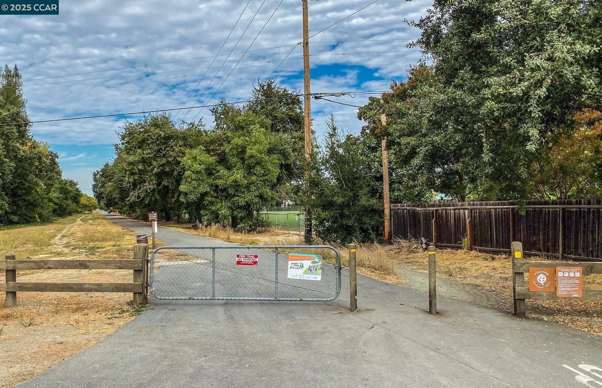 94 Saint Beatrice Ct, Danville, California 94526, 3 Bedrooms Bedrooms, 9 Rooms Rooms,2 BathroomsBathrooms,Residential Lease,For Rent,94 Saint Beatrice Ct,41106424