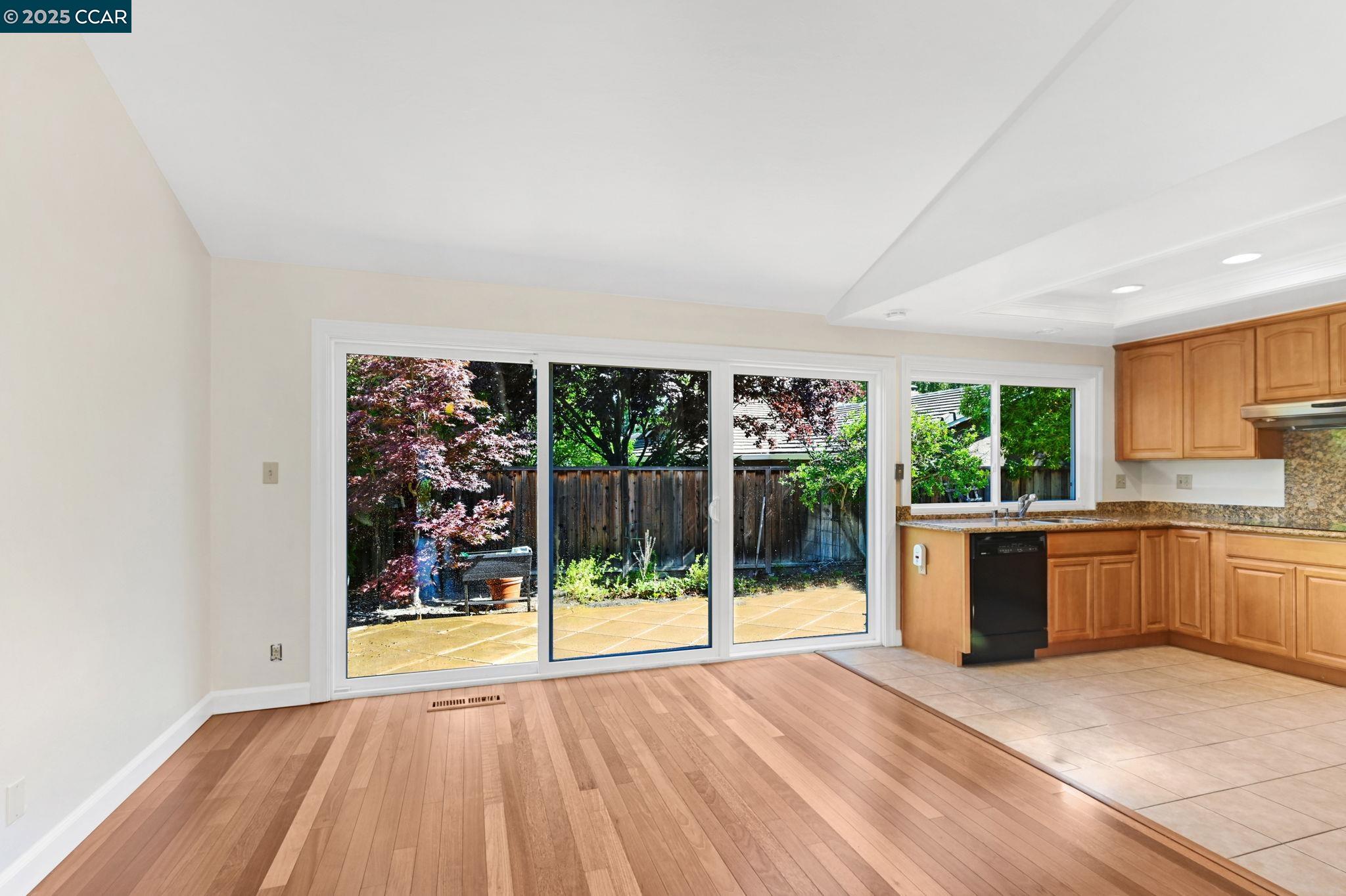 94 Saint Beatrice Ct, Danville, California 94526, 3 Bedrooms Bedrooms, 9 Rooms Rooms,2 BathroomsBathrooms,Residential Lease,For Rent,94 Saint Beatrice Ct,41106424