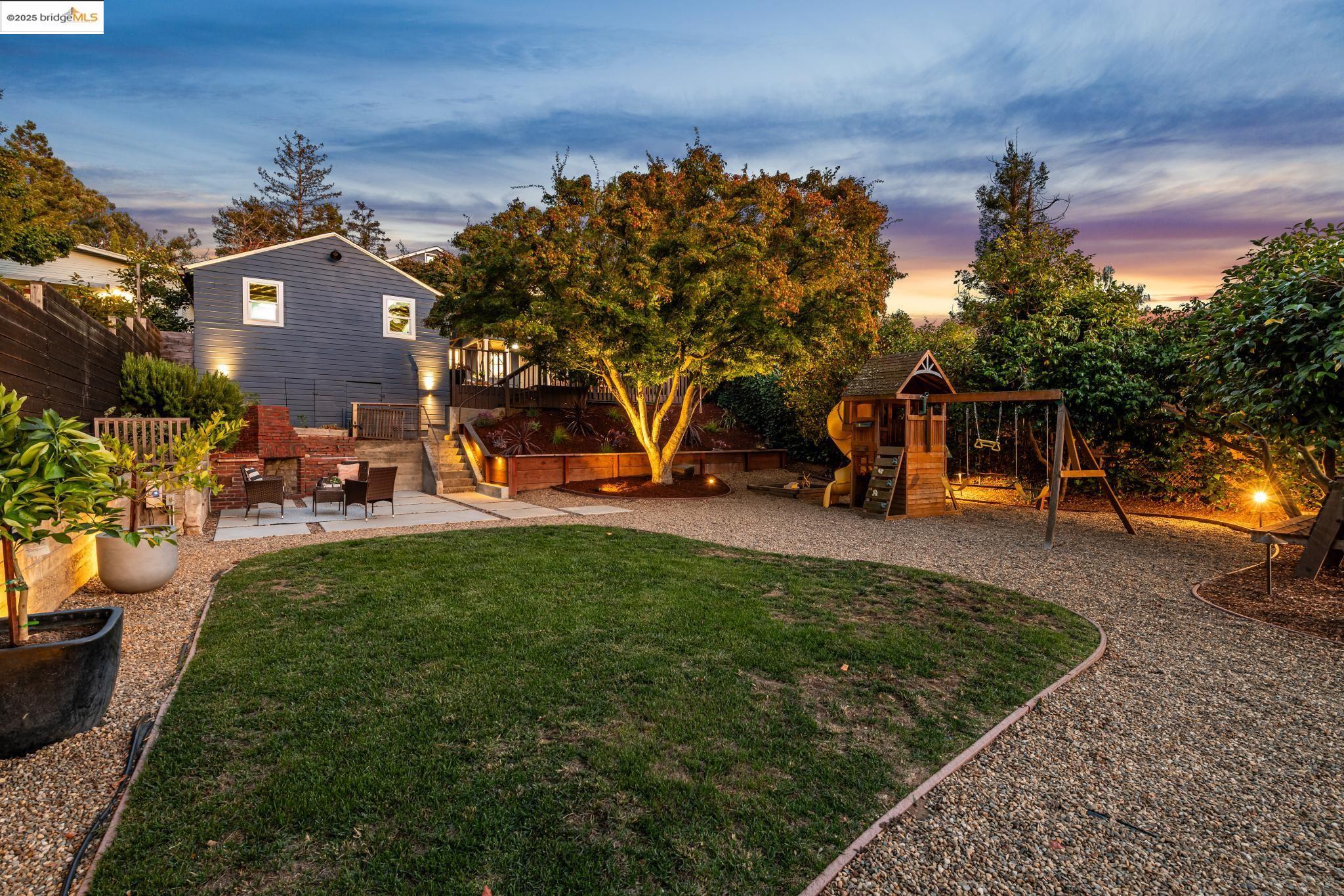 4209 Wilshire Blvd, Oakland, California 94602, 3 Bedrooms Bedrooms, 7 Rooms Rooms,2 BathroomsBathrooms,Residential,For Sale,4209 Wilshire Blvd,41106425