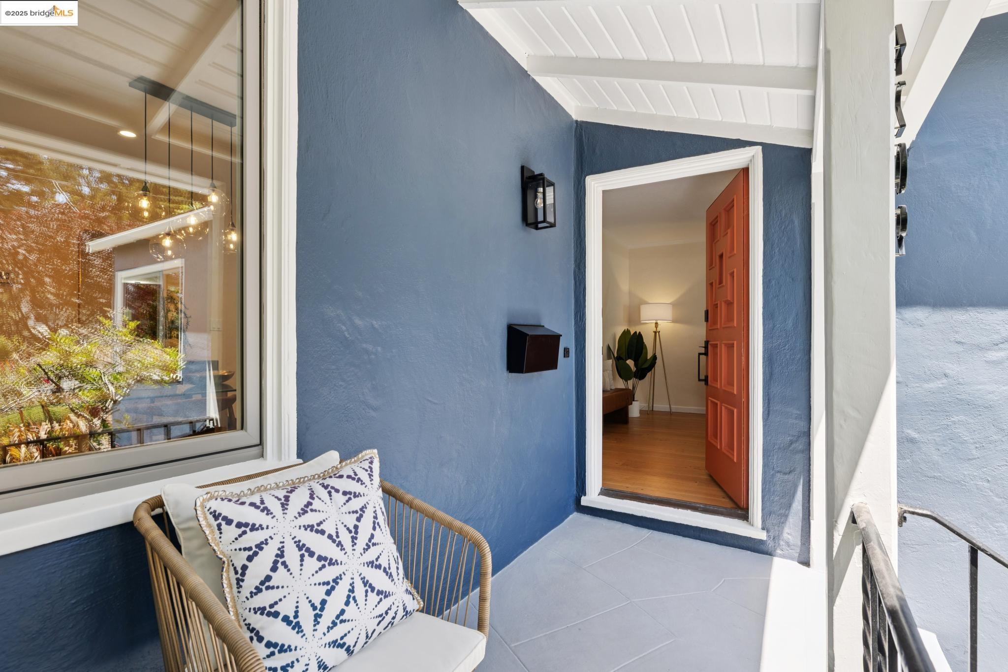 4209 Wilshire Blvd, Oakland, California 94602, 3 Bedrooms Bedrooms, 7 Rooms Rooms,2 BathroomsBathrooms,Residential,For Sale,4209 Wilshire Blvd,41106425