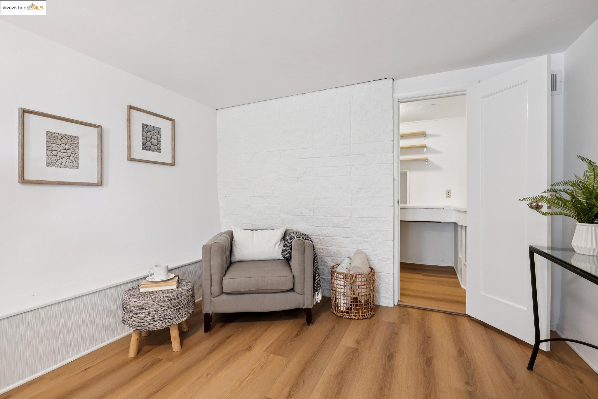 4209 Wilshire Blvd, Oakland, California 94602, 3 Bedrooms Bedrooms, 7 Rooms Rooms,2 BathroomsBathrooms,Residential,For Sale,4209 Wilshire Blvd,41106425