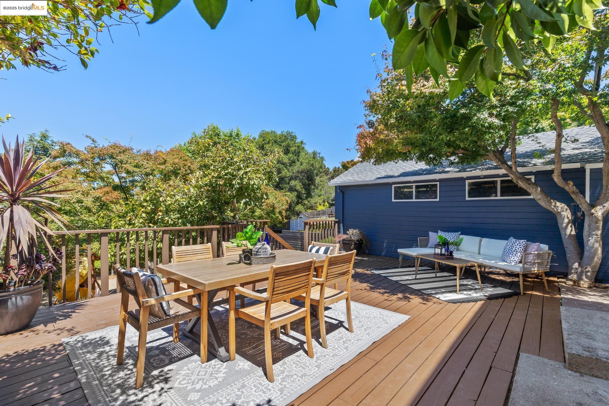 4209 Wilshire Blvd, Oakland, California 94602, 3 Bedrooms Bedrooms, 7 Rooms Rooms,2 BathroomsBathrooms,Residential,For Sale,4209 Wilshire Blvd,41106425