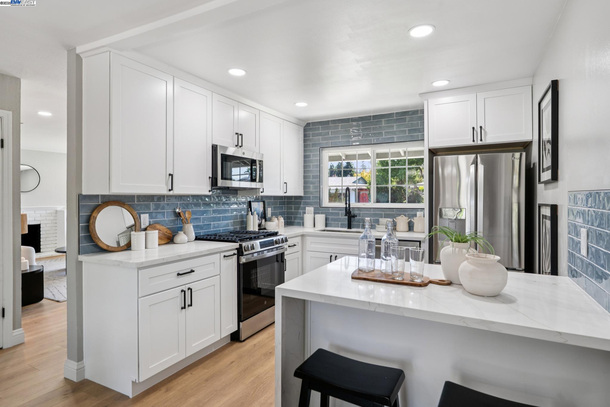 Detail Gallery Image 13 of 58 For 9746 Broadmoor Dr, San Ramon,  CA 94583 - 3 Beds | 2 Baths