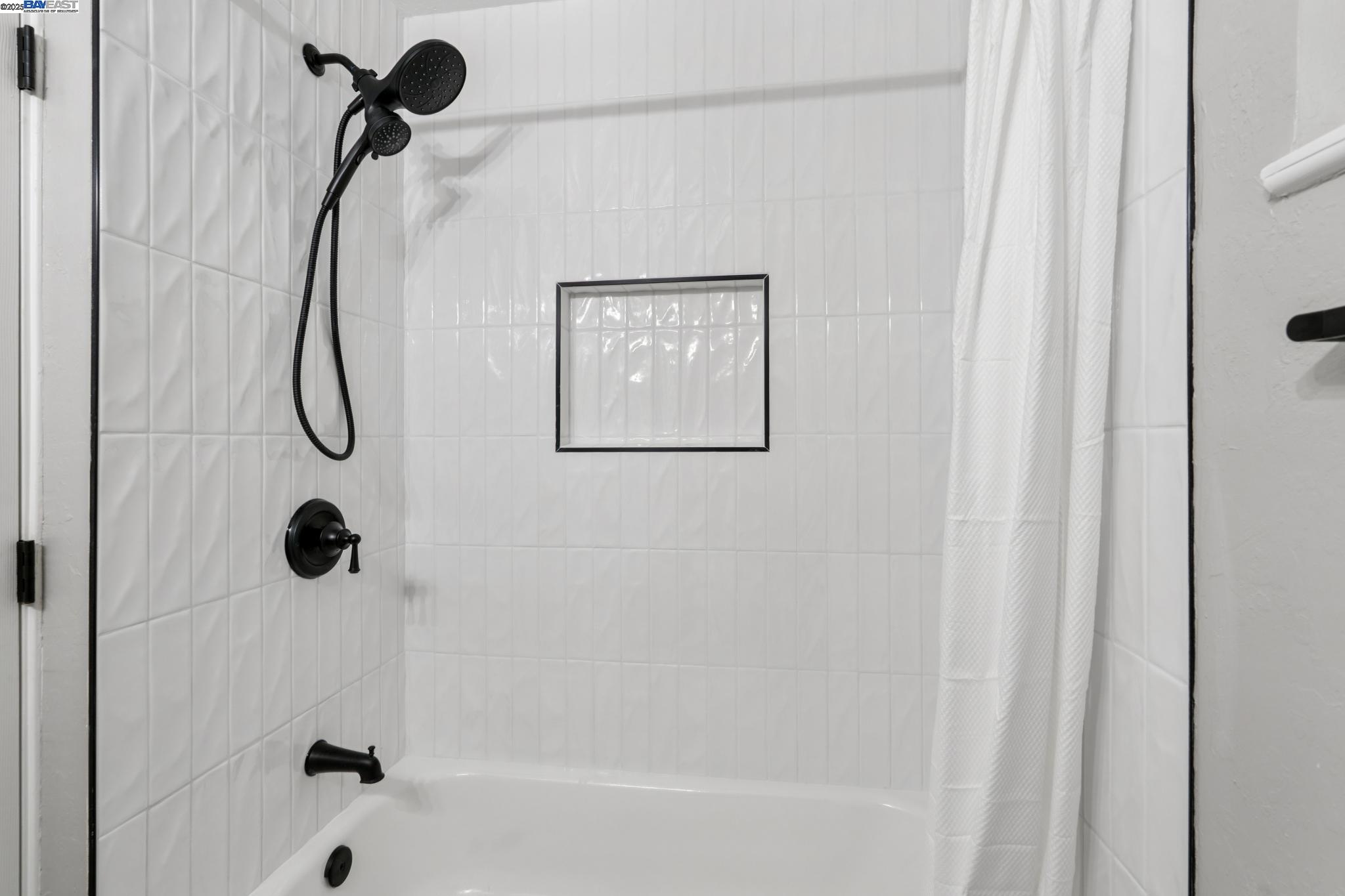 Detail Gallery Image 33 of 58 For 9746 Broadmoor Dr, San Ramon,  CA 94583 - 3 Beds | 2 Baths