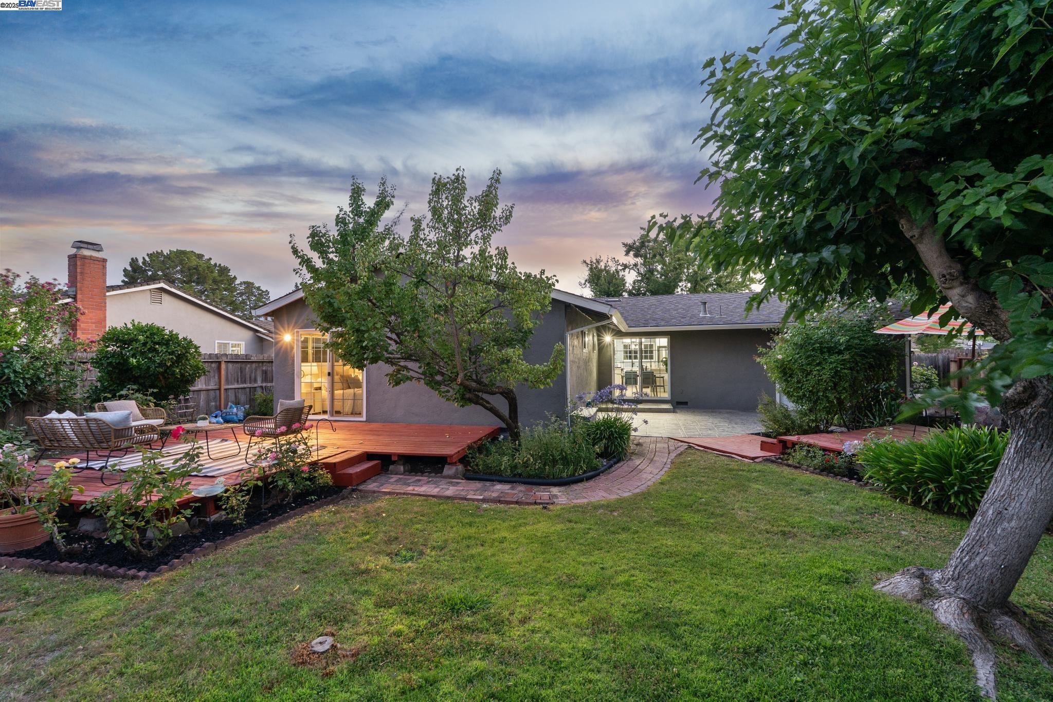 Detail Gallery Image 36 of 58 For 9746 Broadmoor Dr, San Ramon,  CA 94583 - 3 Beds | 2 Baths