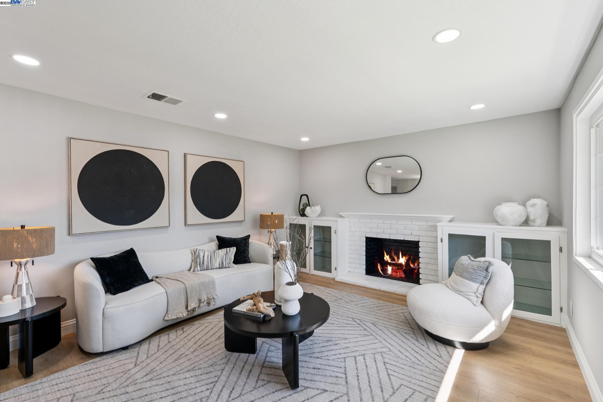 Detail Gallery Image 5 of 58 For 9746 Broadmoor Dr, San Ramon,  CA 94583 - 3 Beds | 2 Baths