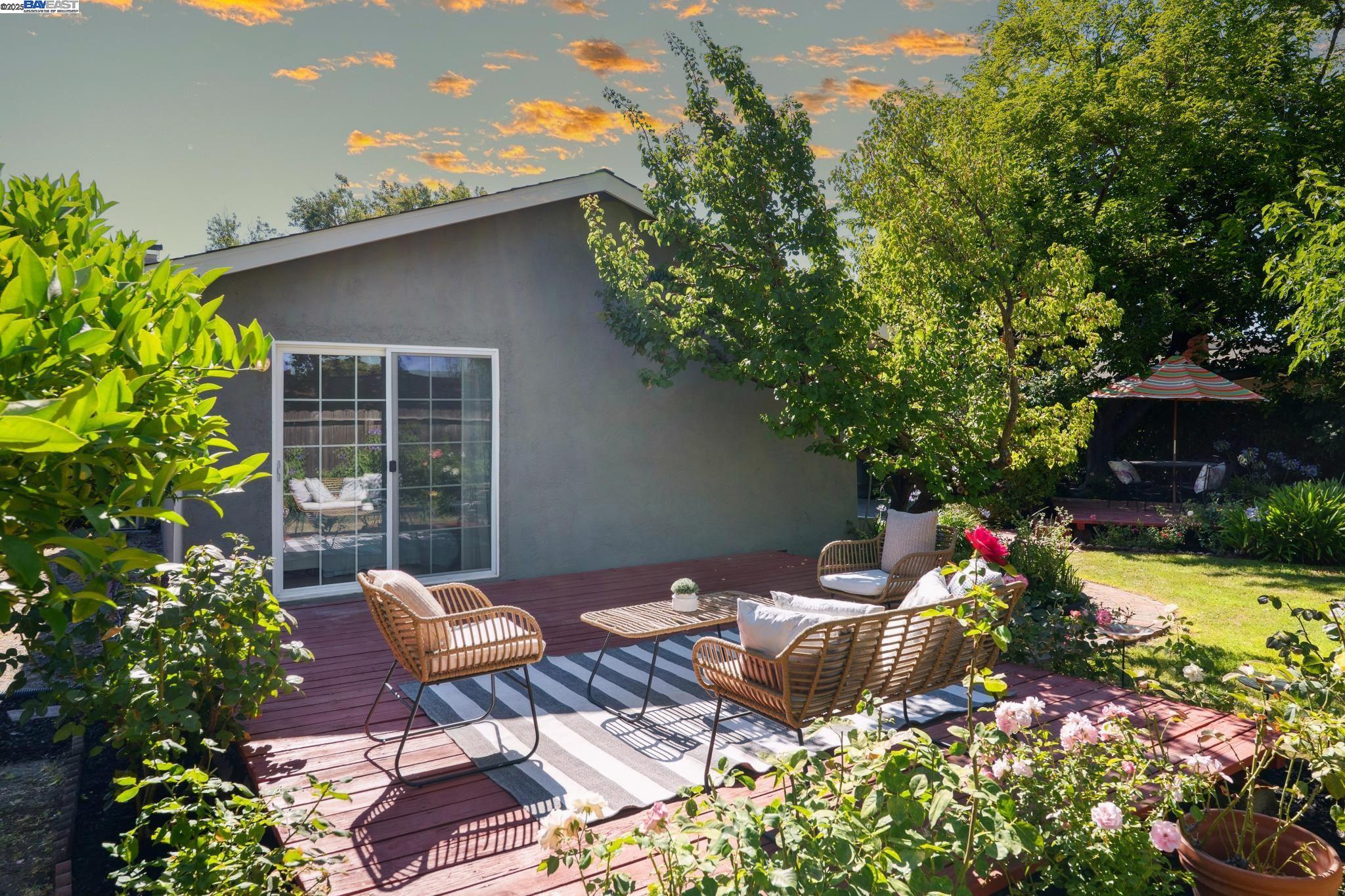 Detail Gallery Image 45 of 58 For 9746 Broadmoor Dr, San Ramon,  CA 94583 - 3 Beds | 2 Baths