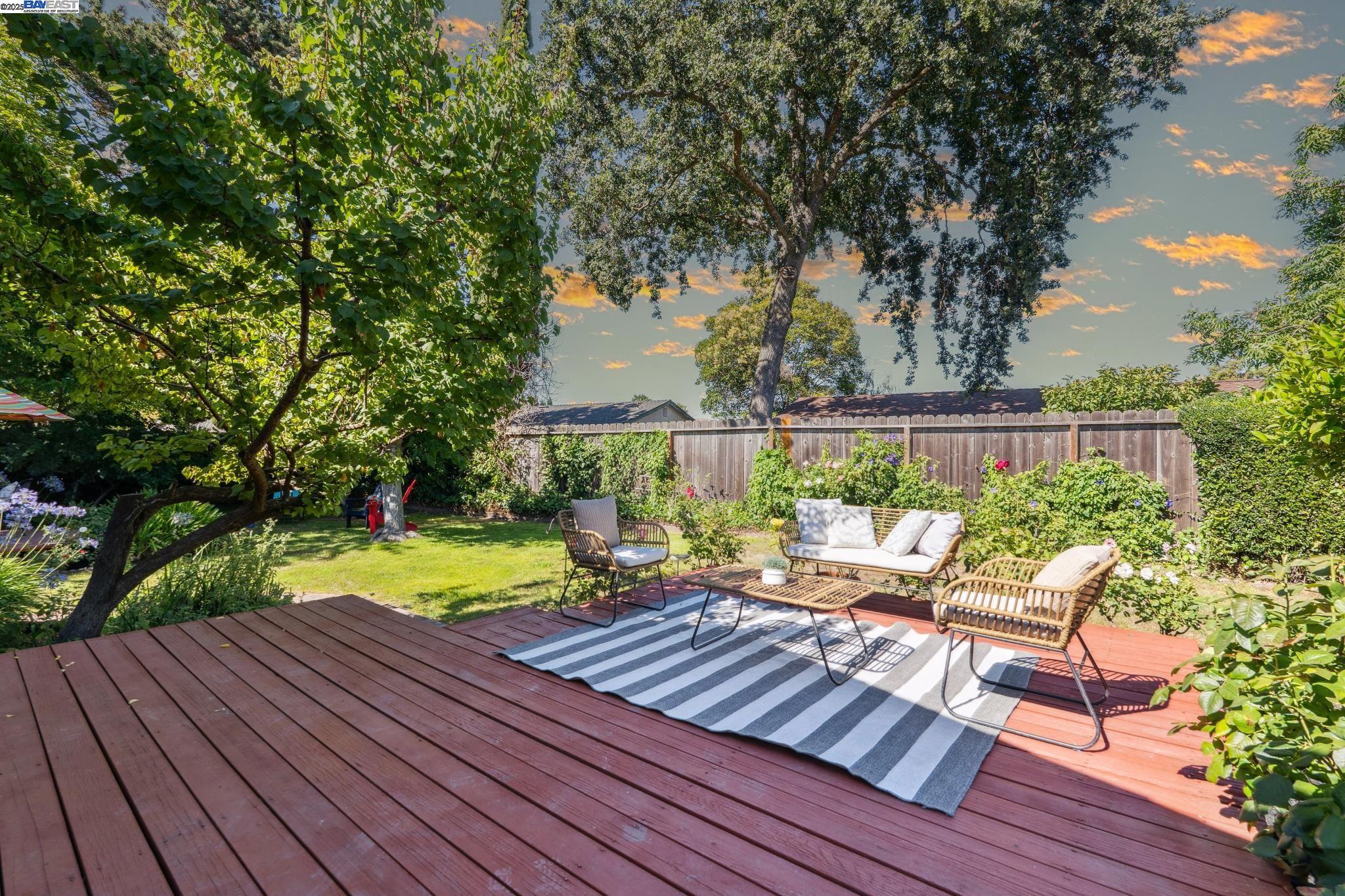 Detail Gallery Image 46 of 58 For 9746 Broadmoor Dr, San Ramon,  CA 94583 - 3 Beds | 2 Baths