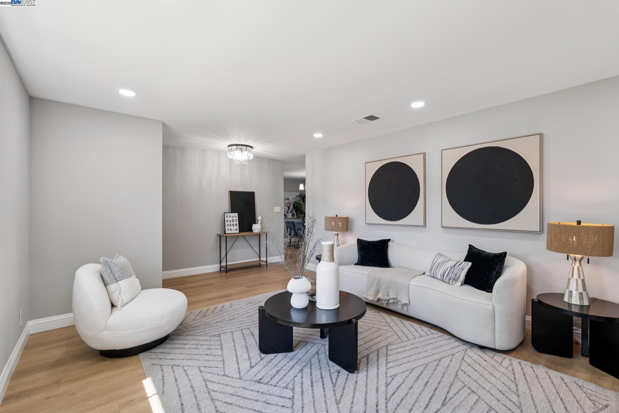 Detail Gallery Image 7 of 58 For 9746 Broadmoor Dr, San Ramon,  CA 94583 - 3 Beds | 2 Baths