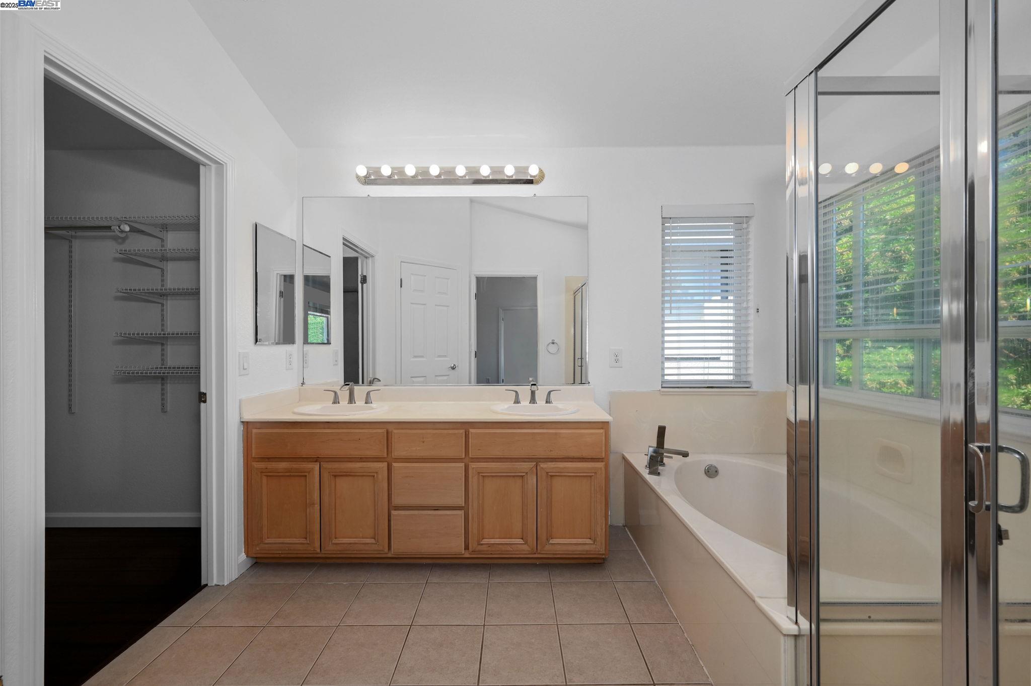 166 Blackstone Dr, Danville, California 94506, 4 Bedrooms Bedrooms, 9 Rooms Rooms,2 BathroomsBathrooms,Residential Lease,For Rent,166 Blackstone Dr,41106427