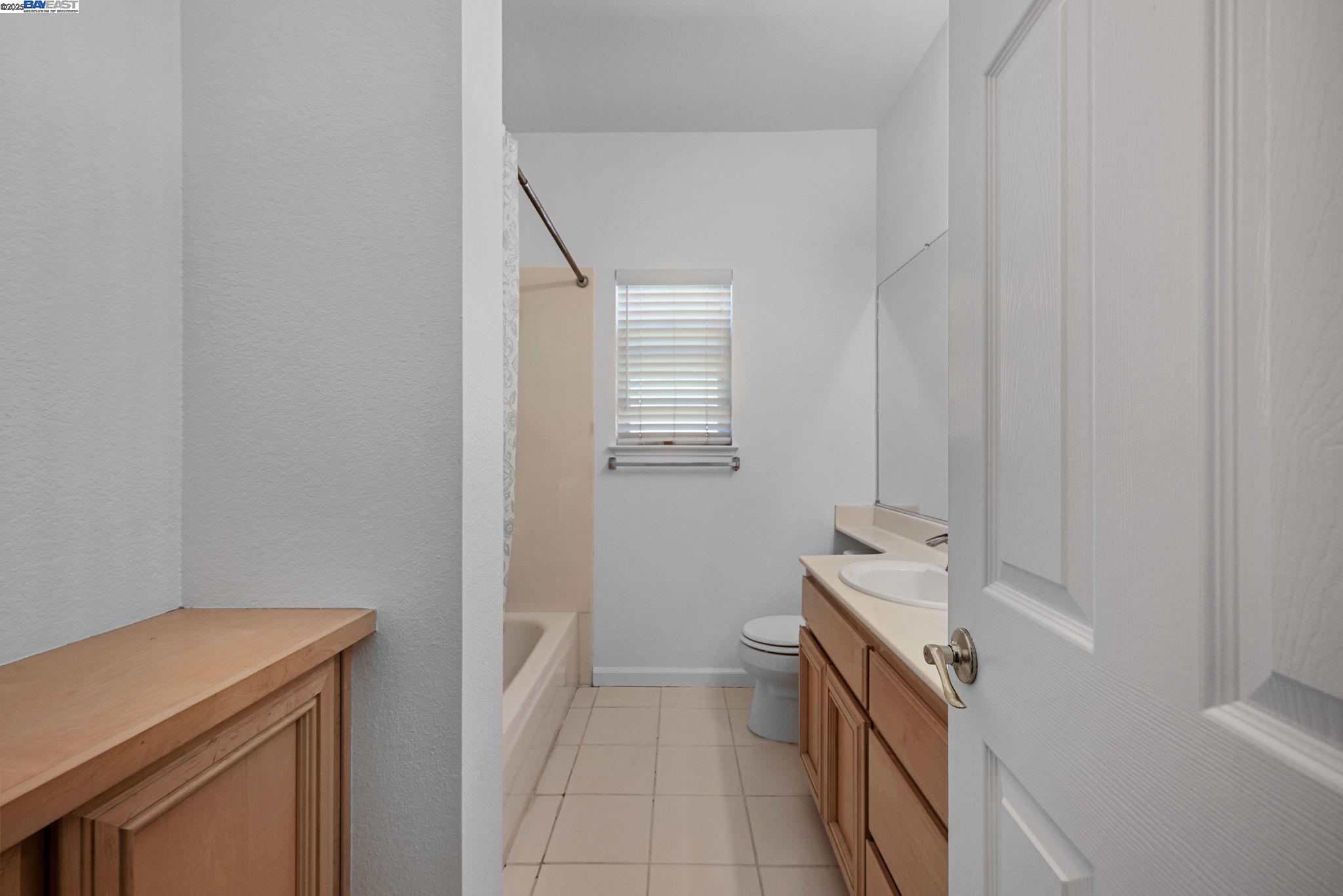 166 Blackstone Dr, Danville, California 94506, 4 Bedrooms Bedrooms, 9 Rooms Rooms,2 BathroomsBathrooms,Residential Lease,For Rent,166 Blackstone Dr,41106427