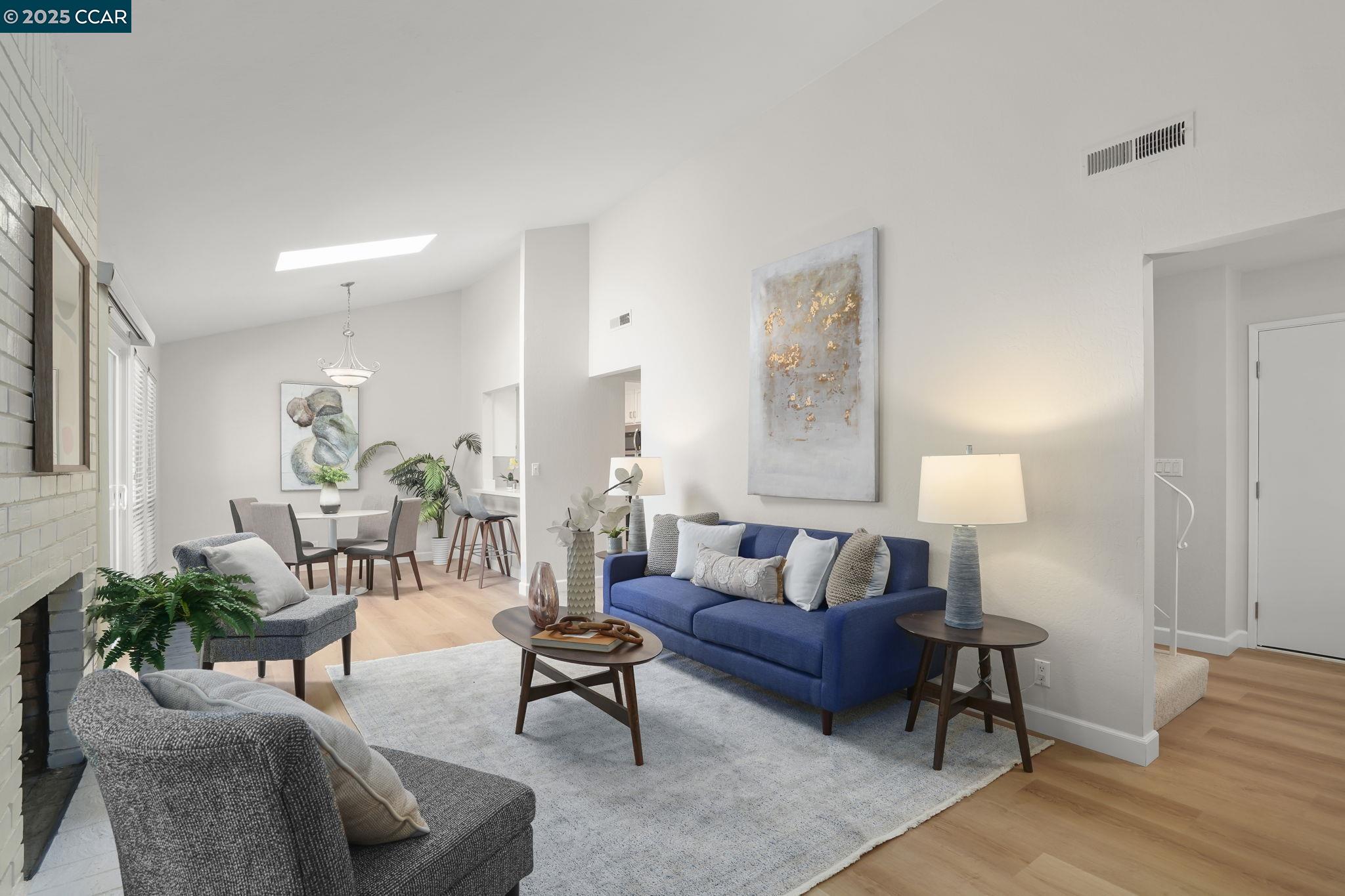 Photo #4: 41106429 Listing 
