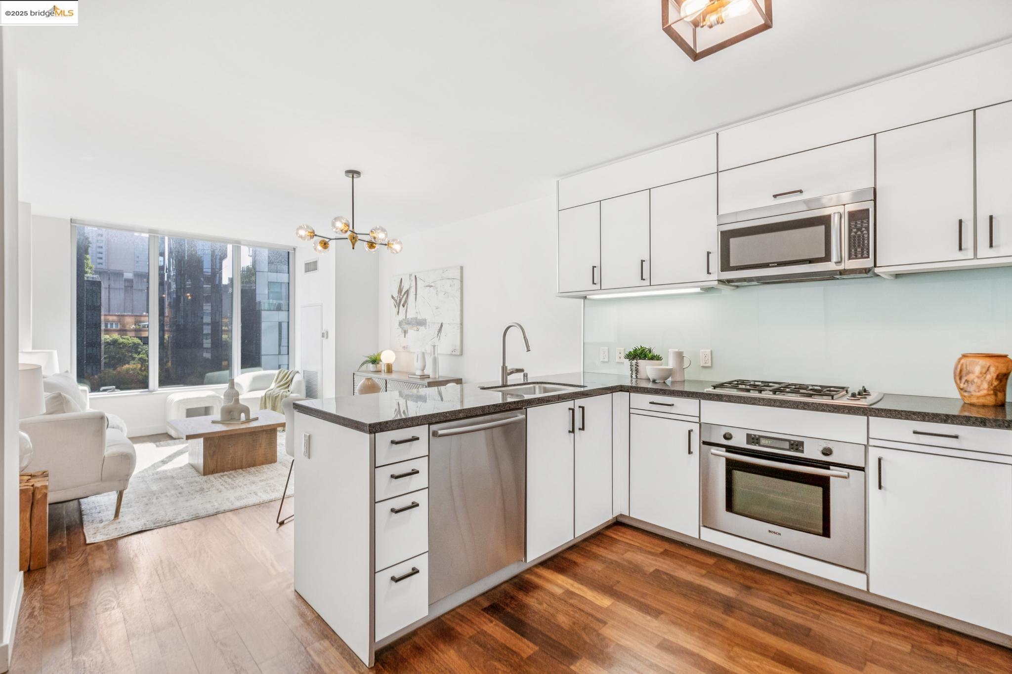 Detail Gallery Image 12 of 58 For 333 Main 7b,  San Francisco,  CA 94105 - 2 Beds | 2 Baths