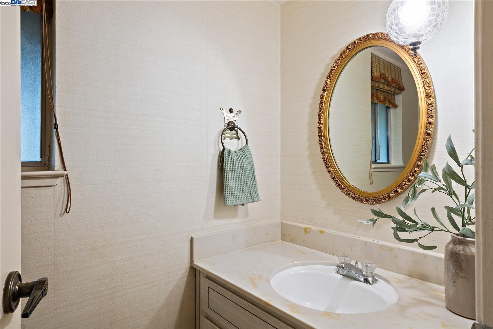 2175 Lariat Ln, Walnut Creek, California 94596, 5 Bedrooms Bedrooms, 10 Rooms Rooms,3 BathroomsBathrooms,Residential,For Sale,2175 Lariat Ln,41106434